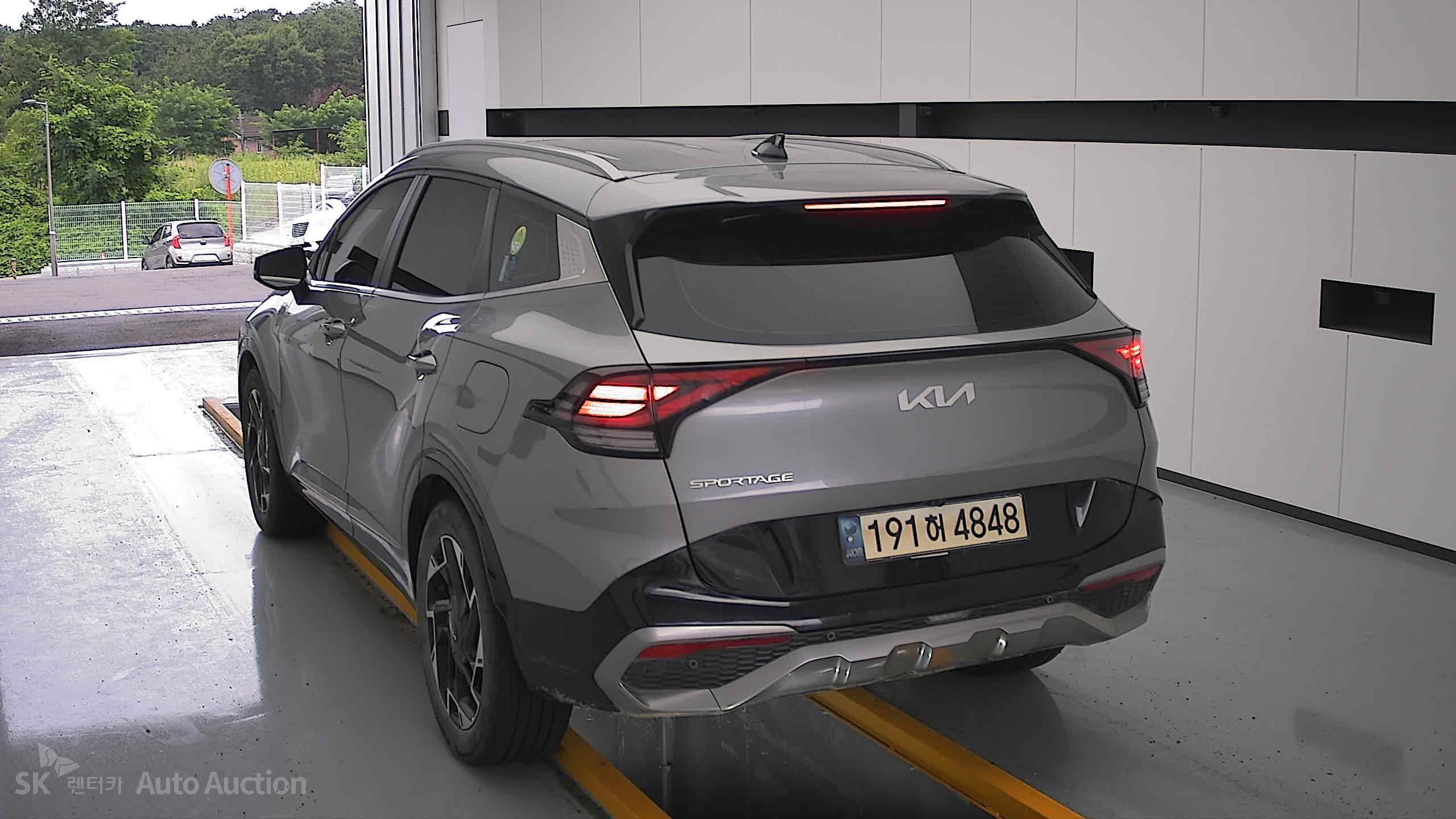 2022 - kia sportage
