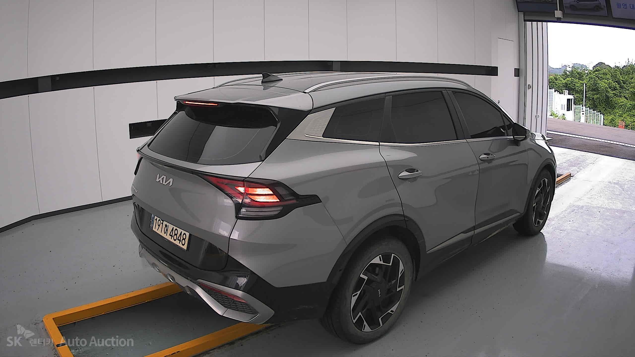 2022 - kia sportage