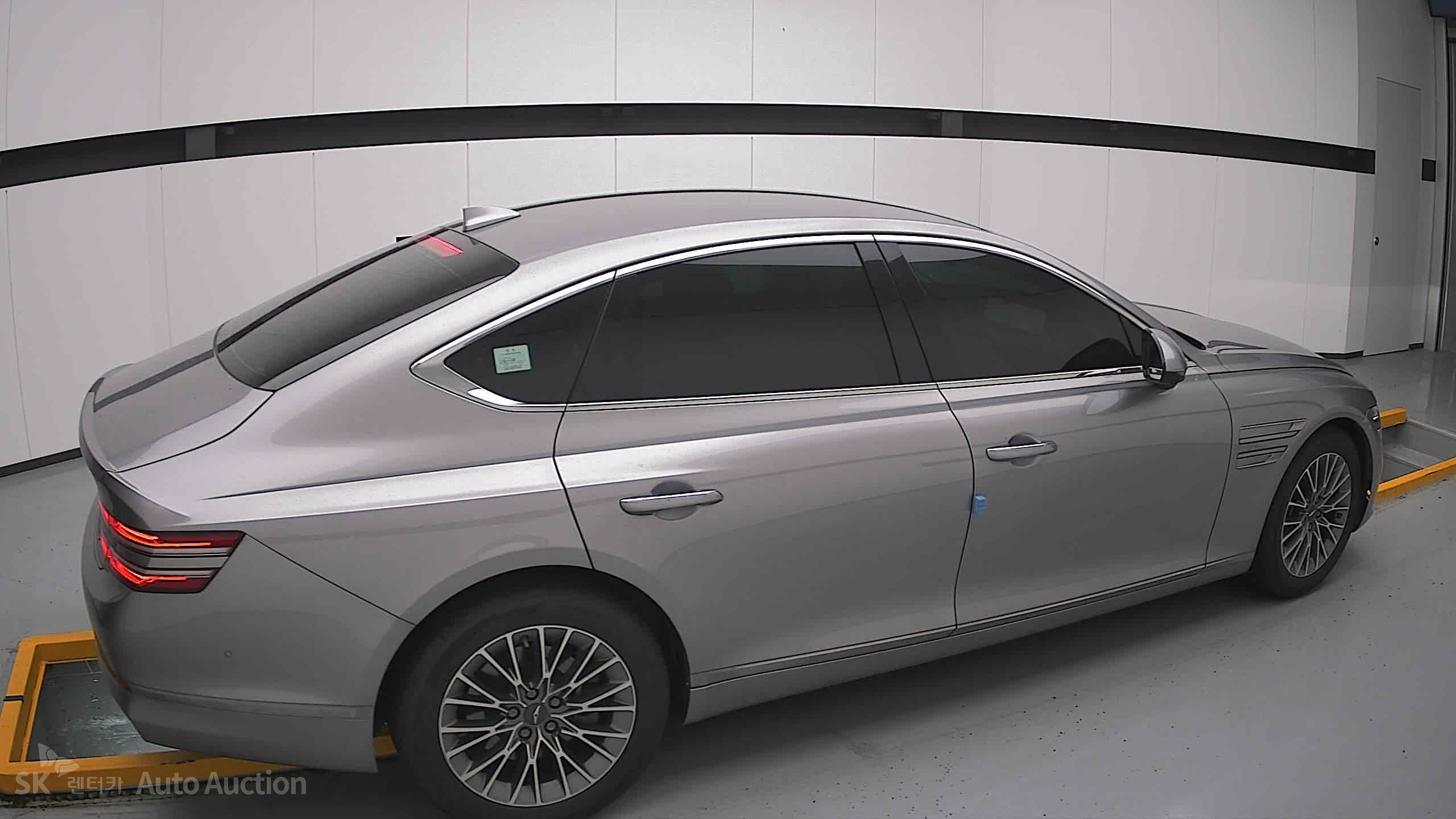 2022 - genesis g80