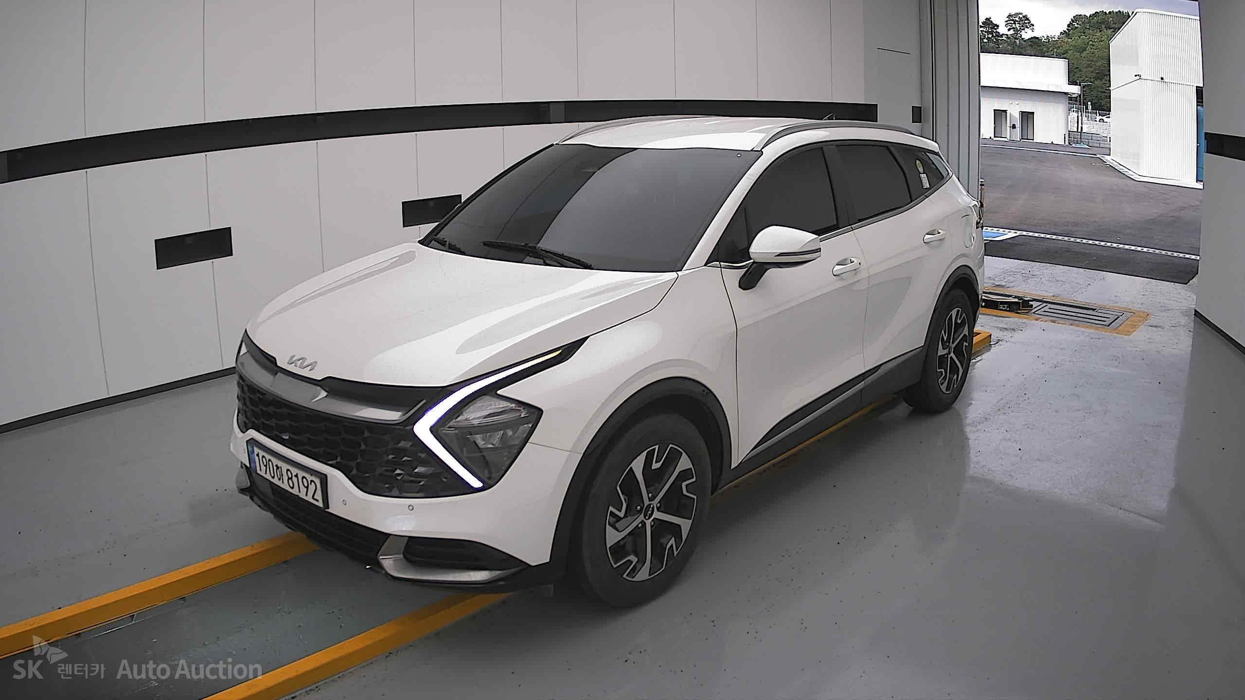 2023 - kia sportage