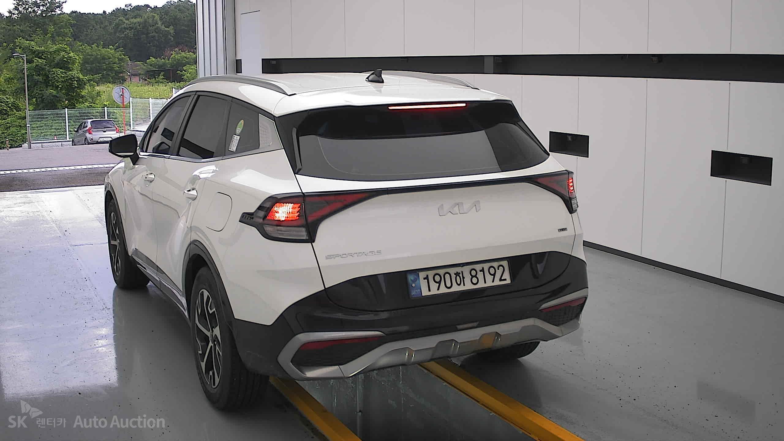 2023 - kia sportage