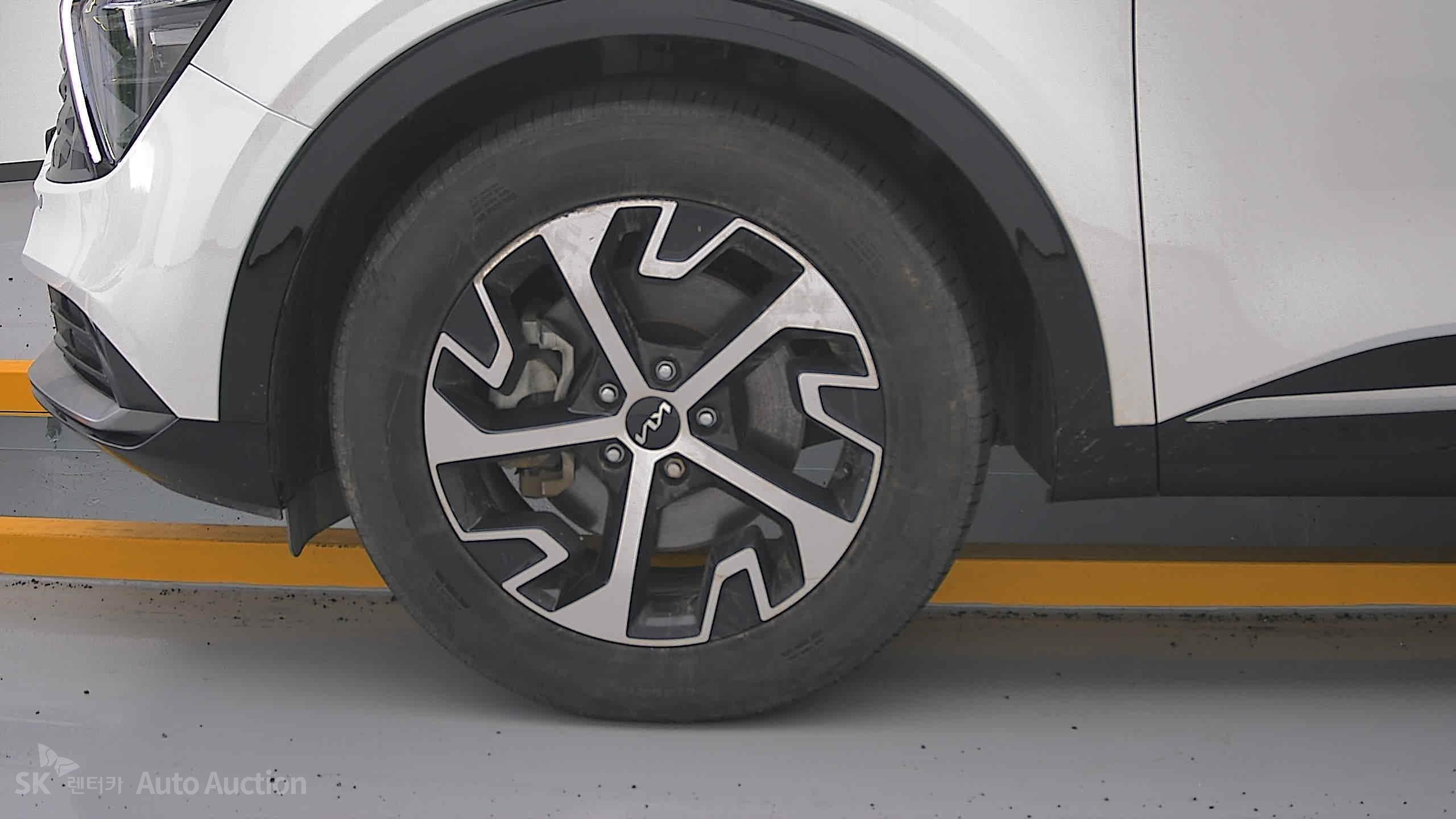 2023 - kia sportage