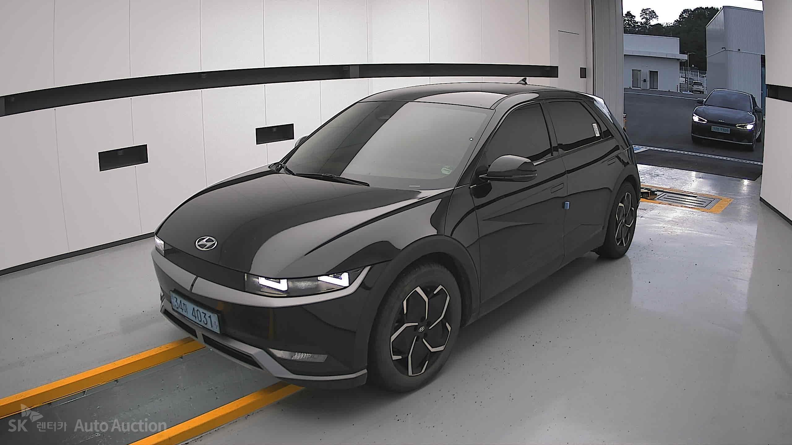 2022 - hyundai ioniq