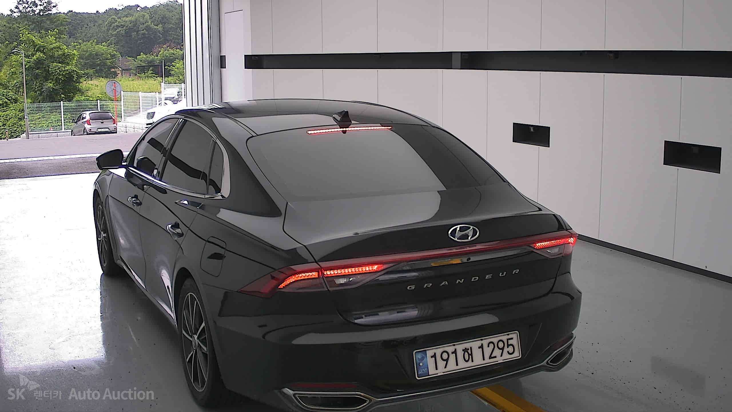 2022 - hyundai grandeur