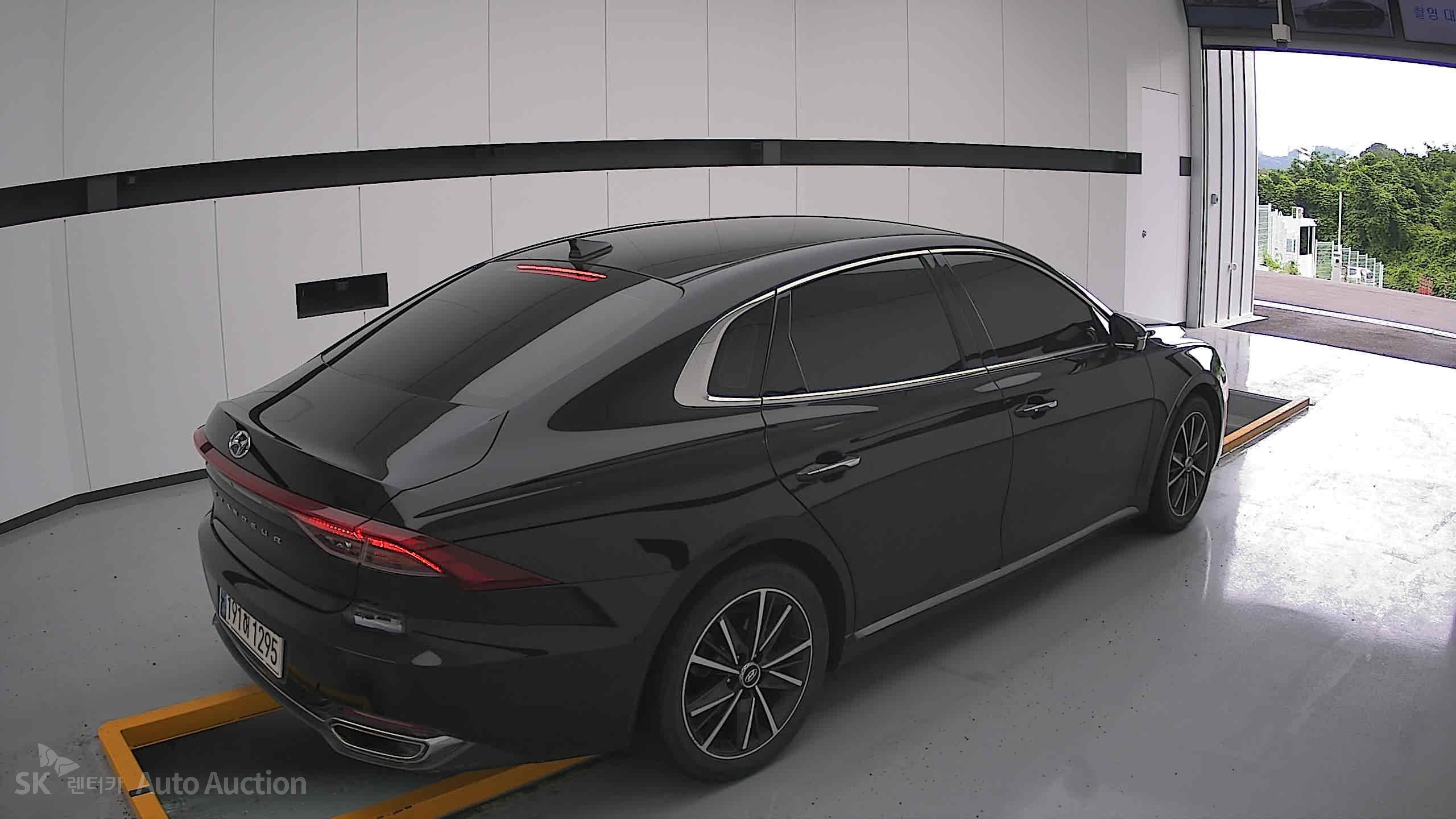 2022 - hyundai grandeur