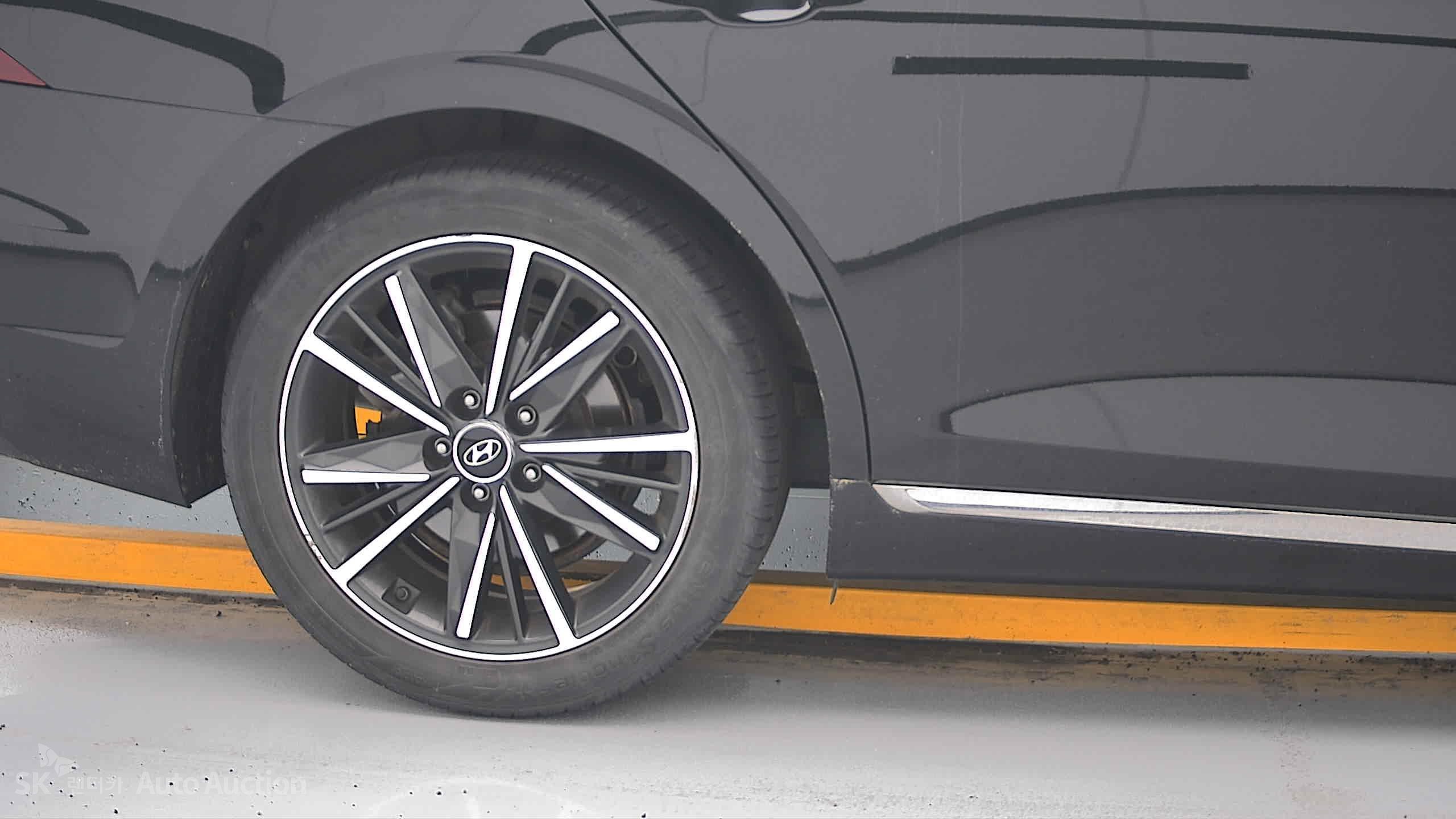 2022 - hyundai grandeur