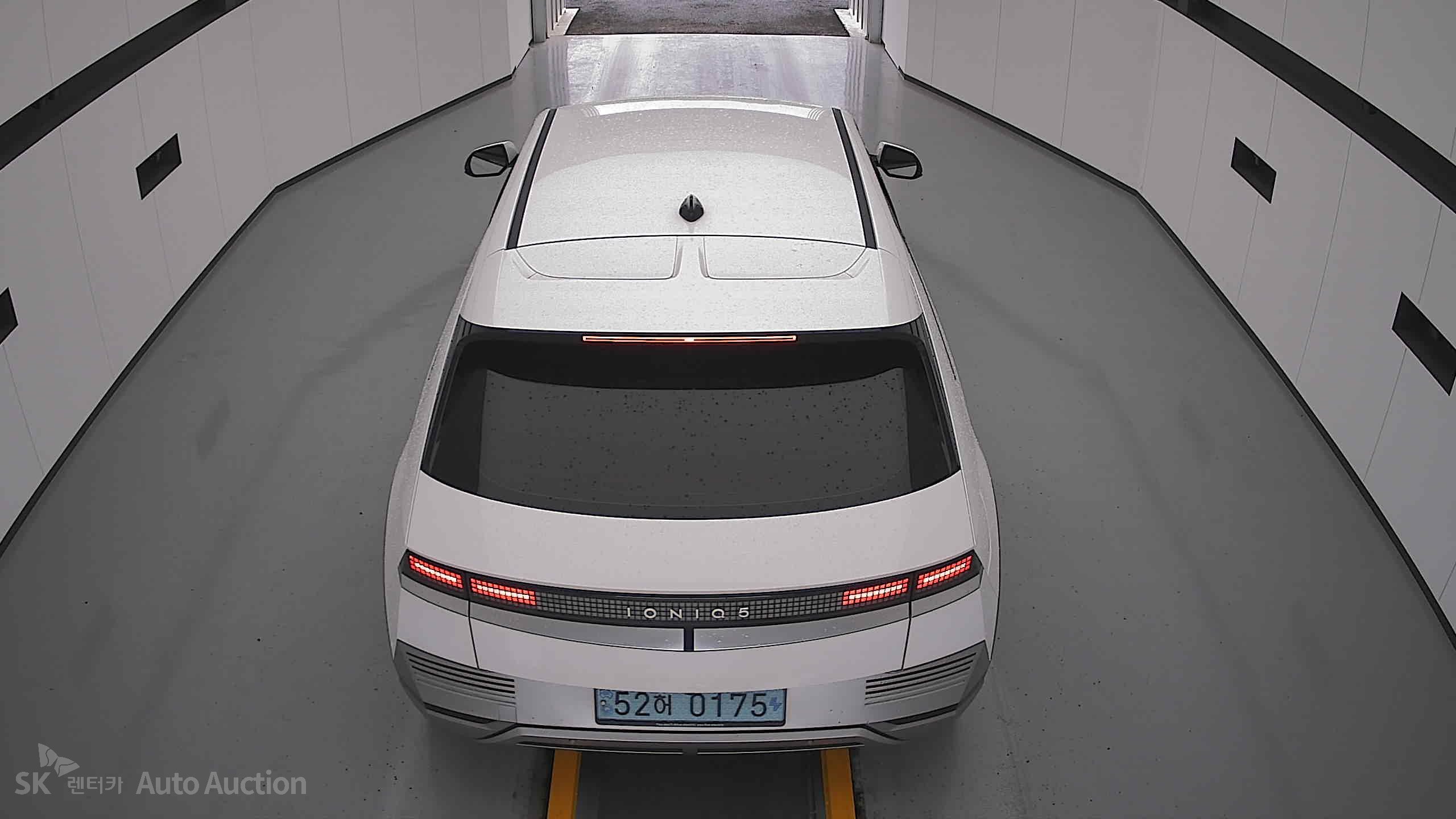2022 - hyundai ioniq