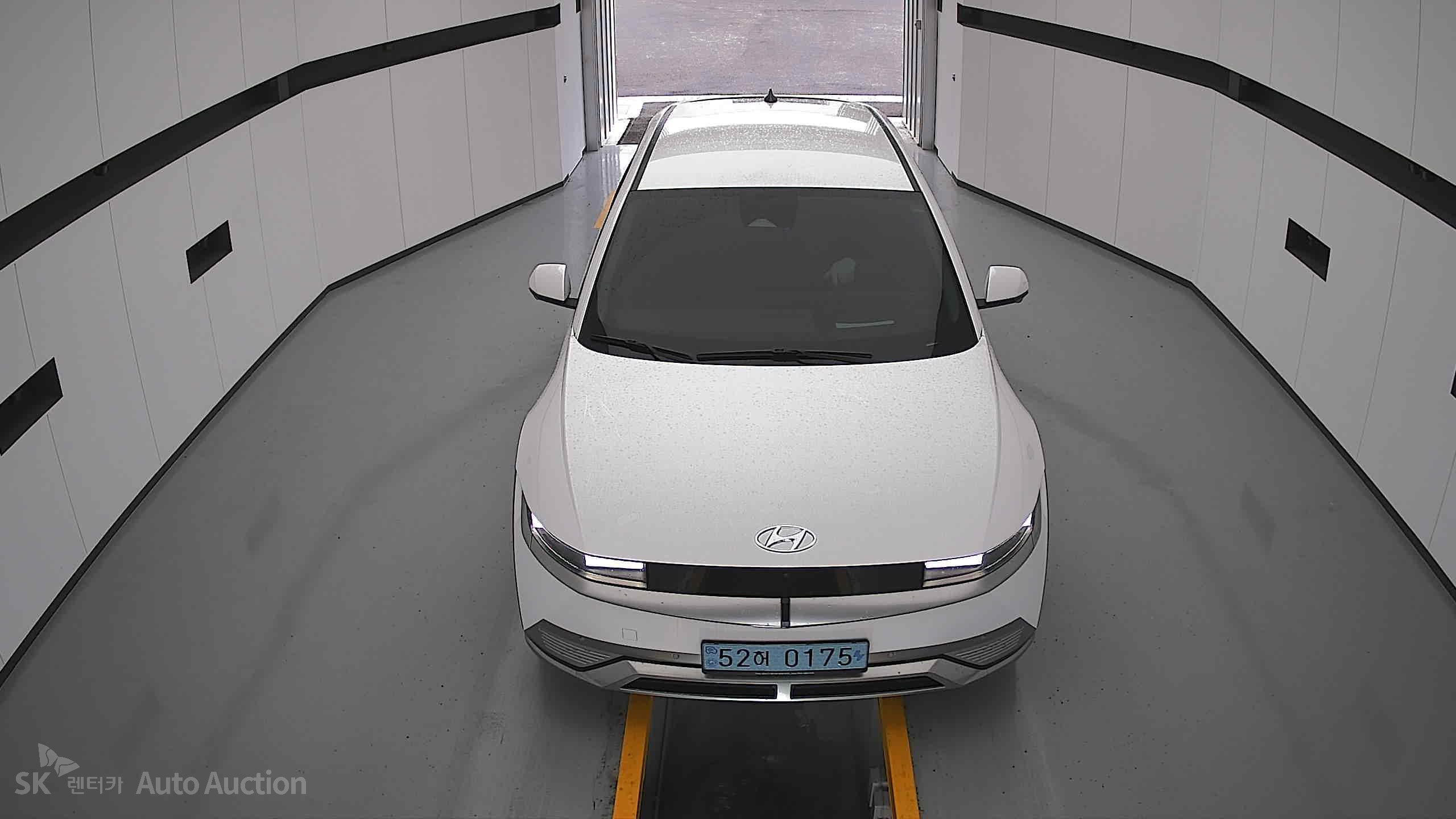 2022 - hyundai ioniq