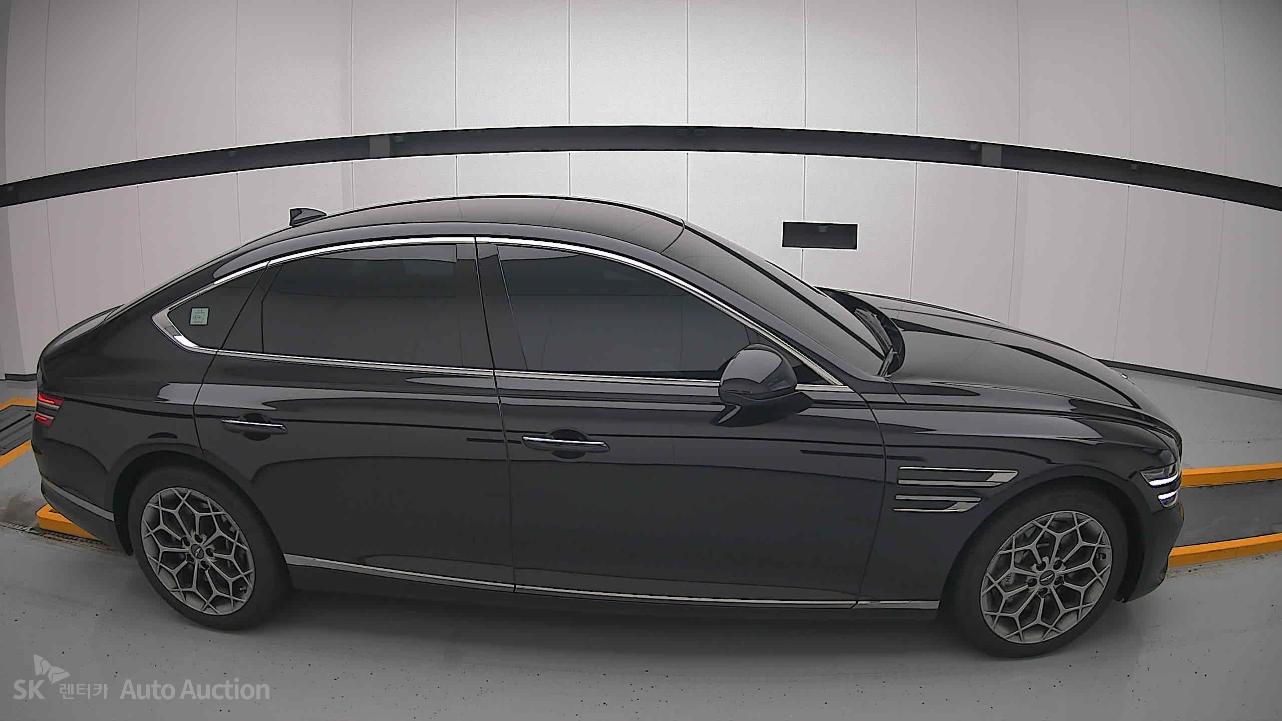 2022 - genesis g80