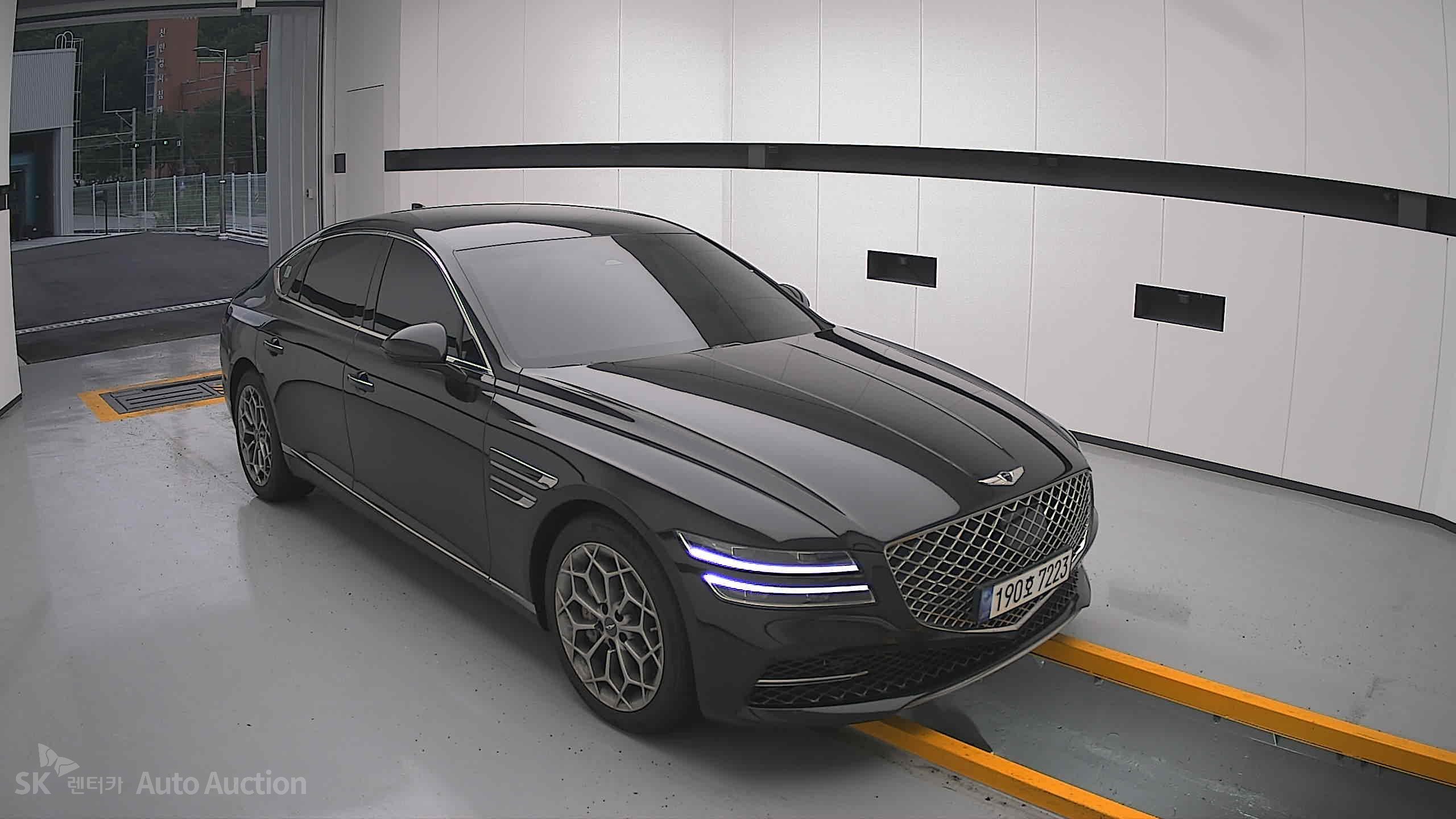2022 - genesis g80
