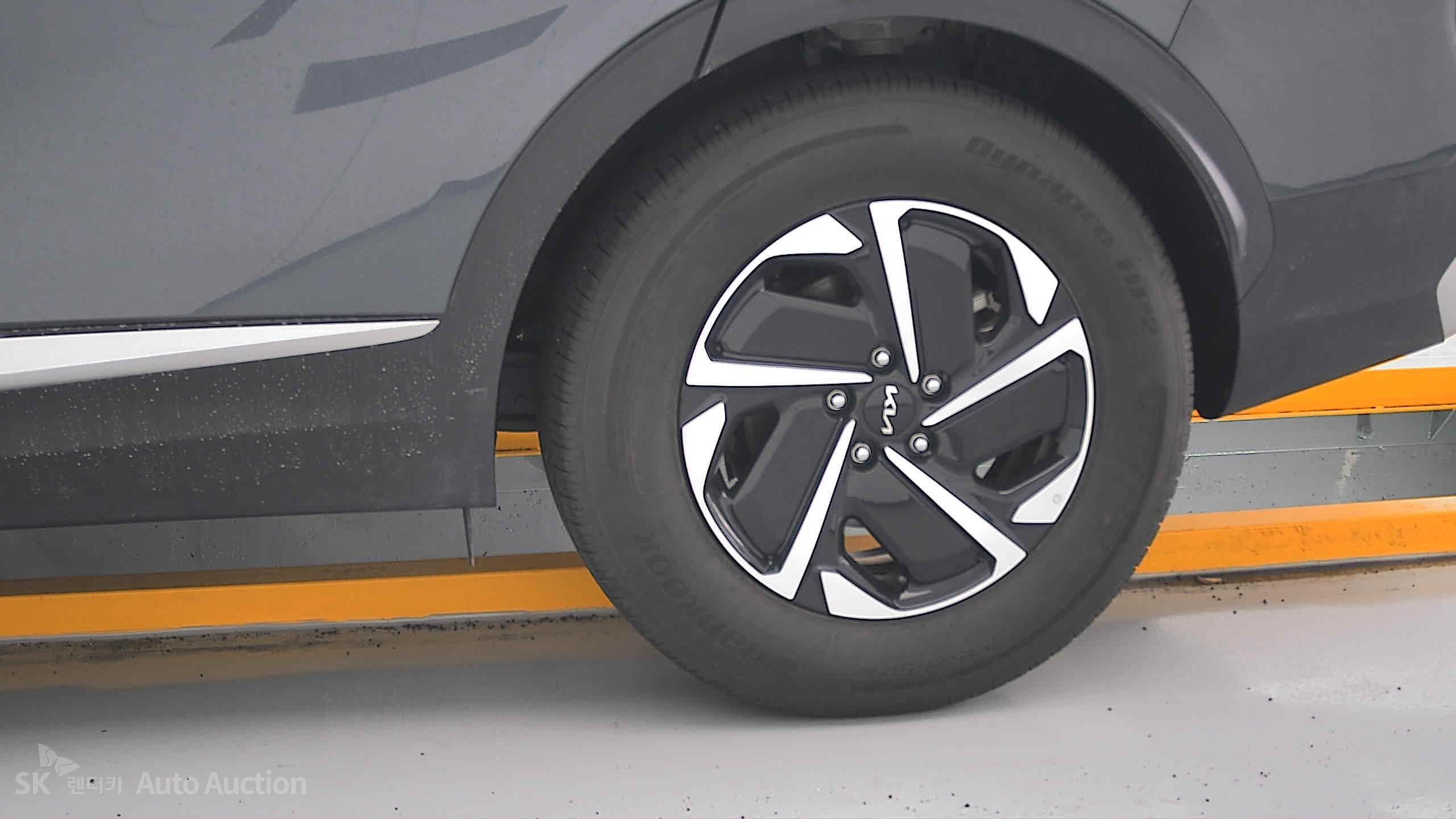 2024 - kia sportage