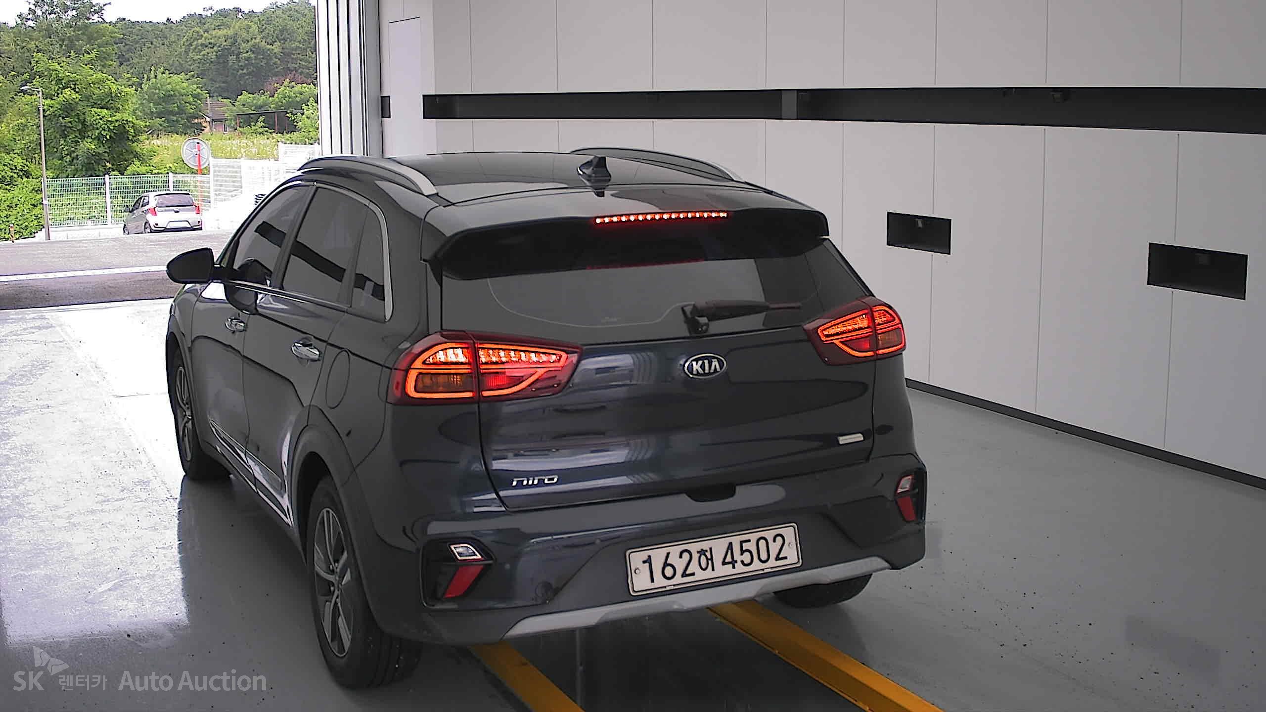 2021 - kia niro