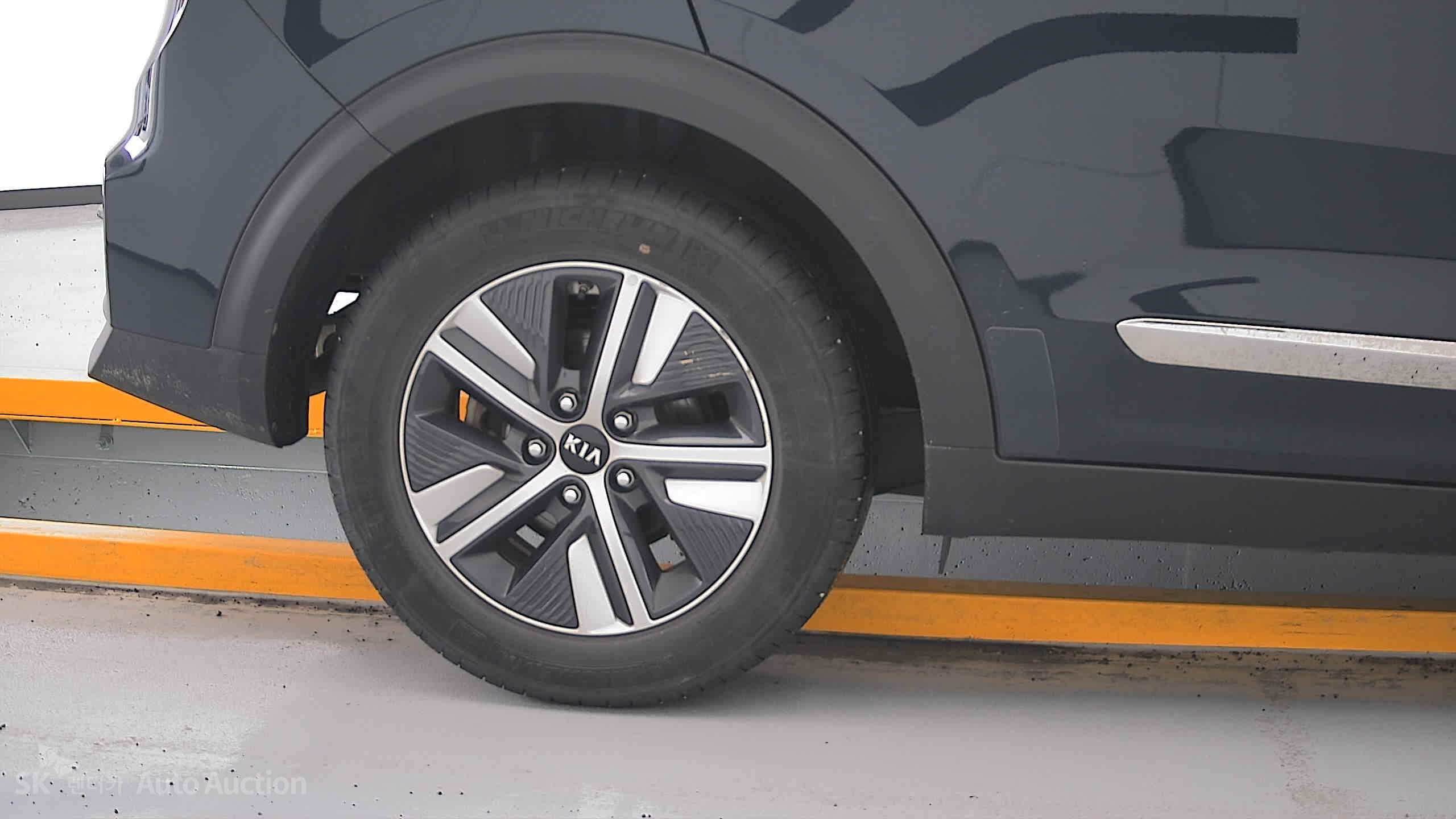2021 - kia niro