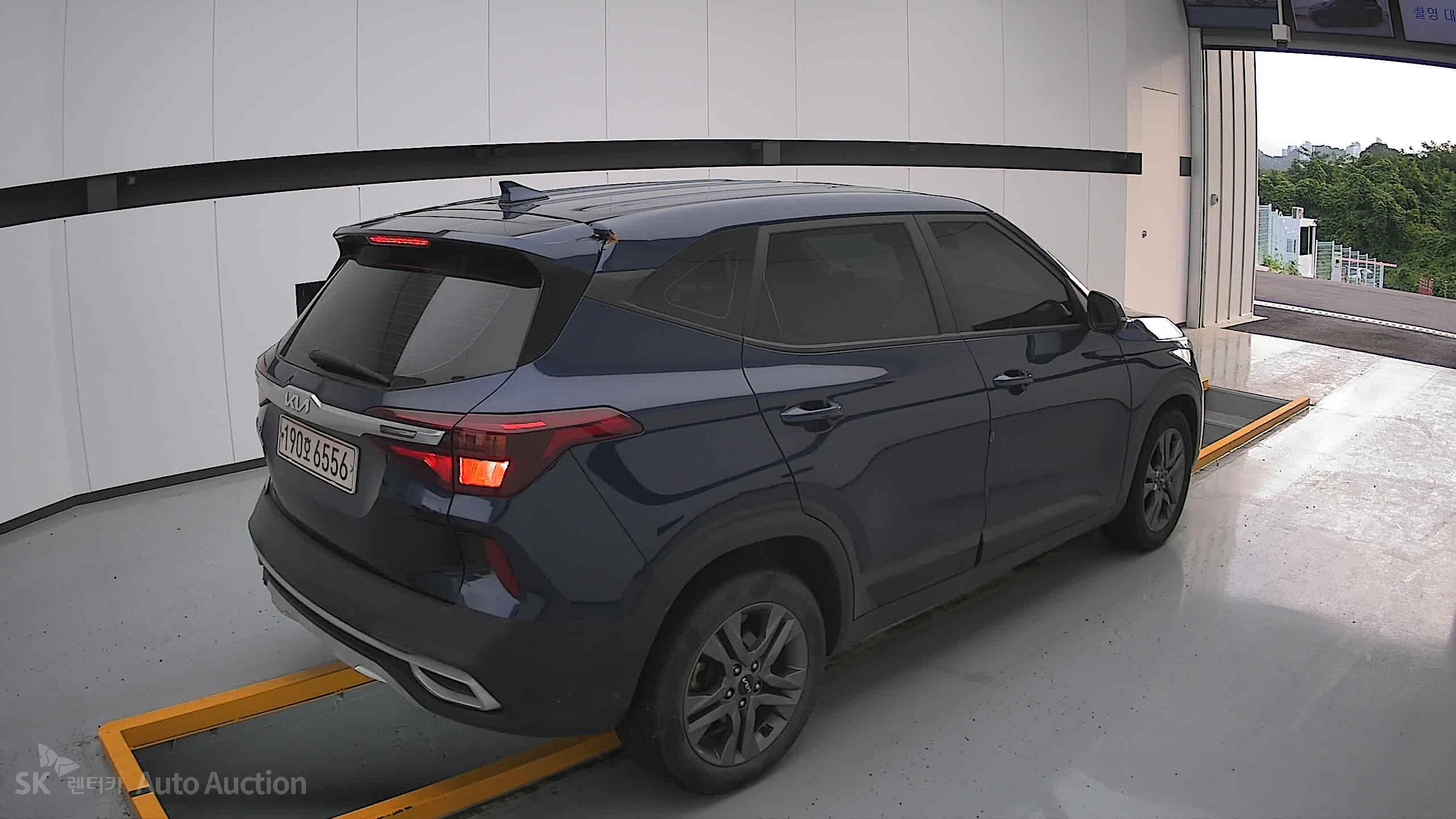 2023 - kia seltos