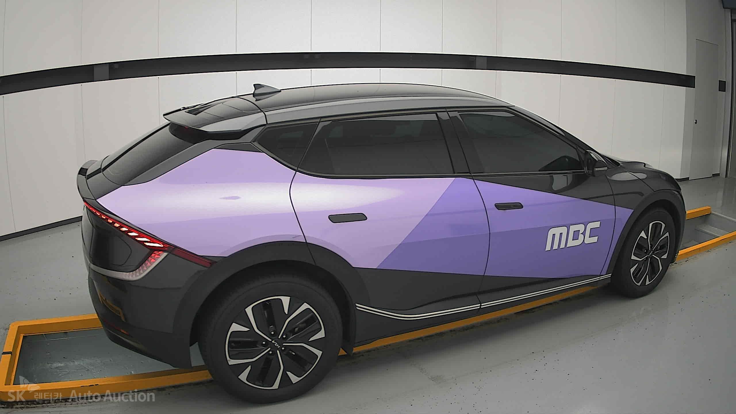 2022 - kia ev6