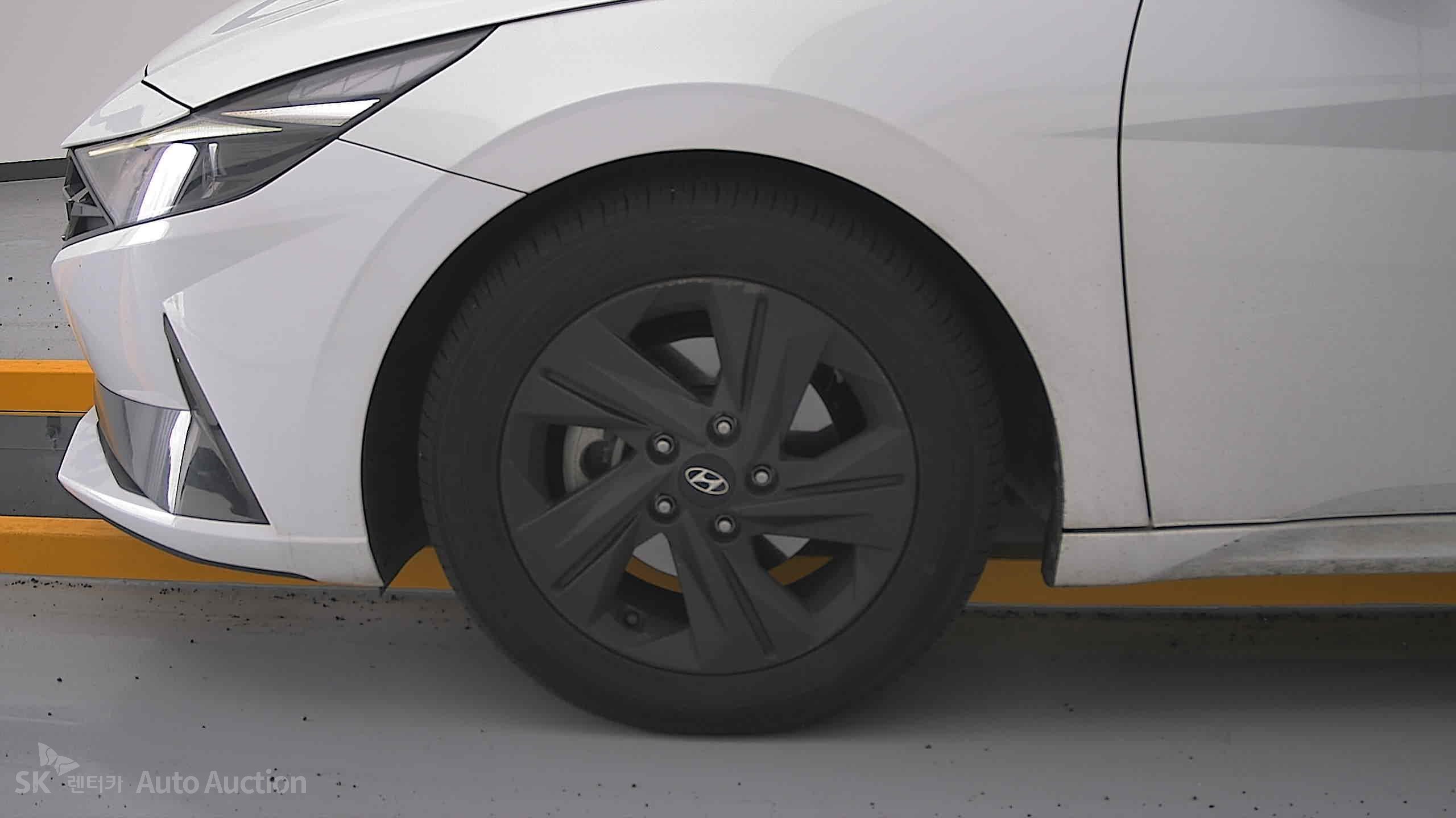2023 - hyundai avante