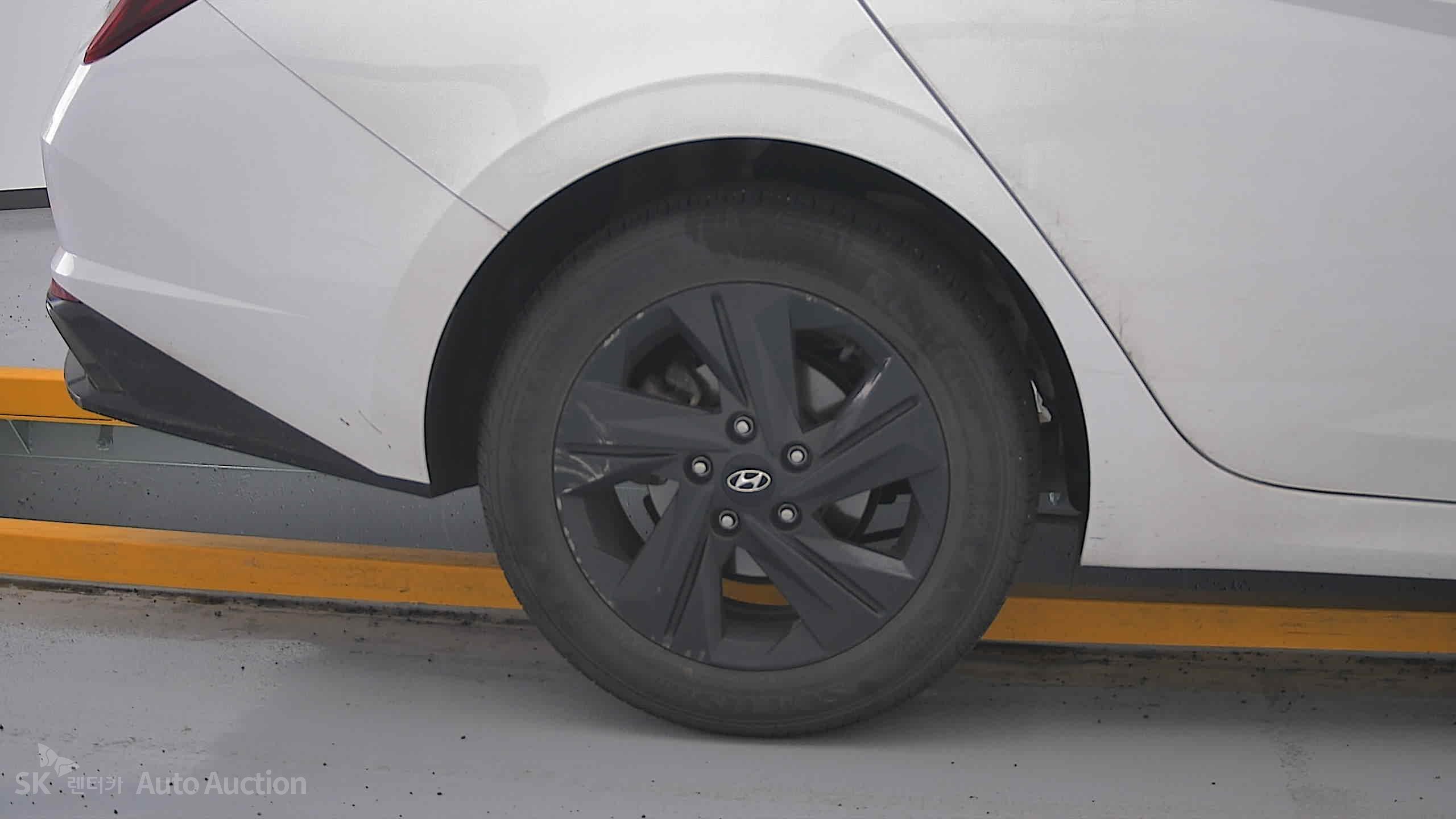 2023 - hyundai avante