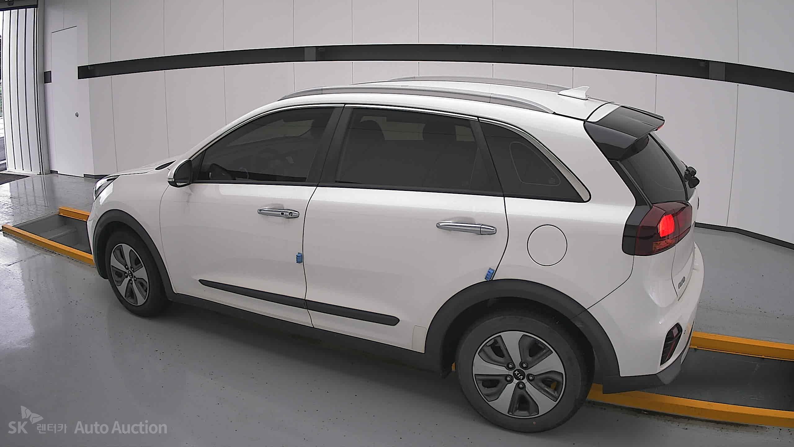 2021 - kia niro