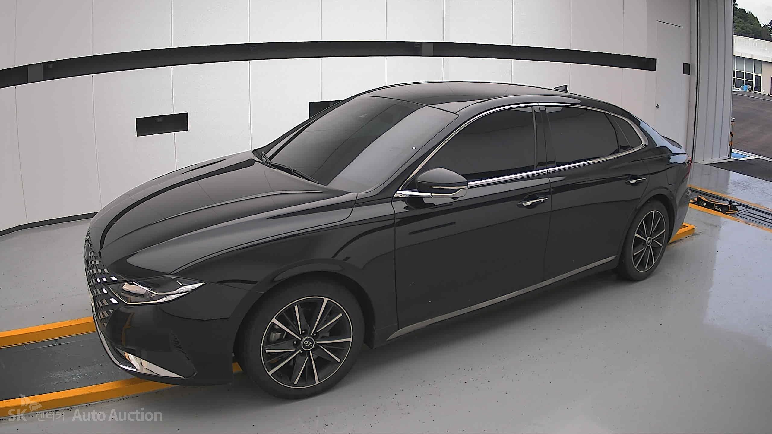 2022 - hyundai grandeur