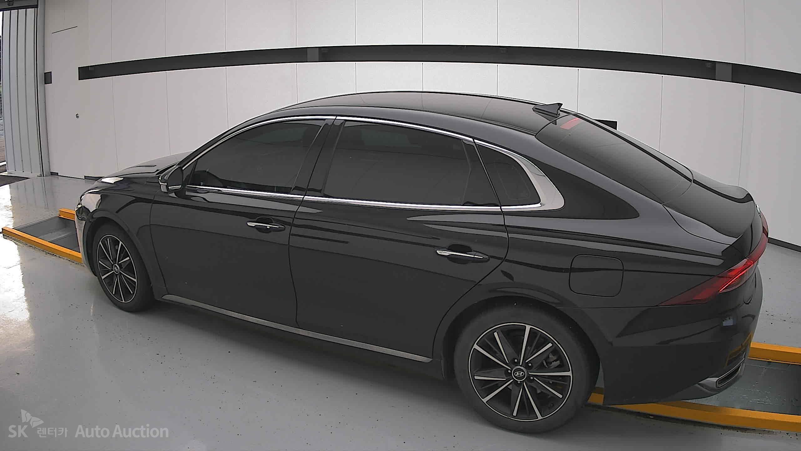 2022 - hyundai grandeur