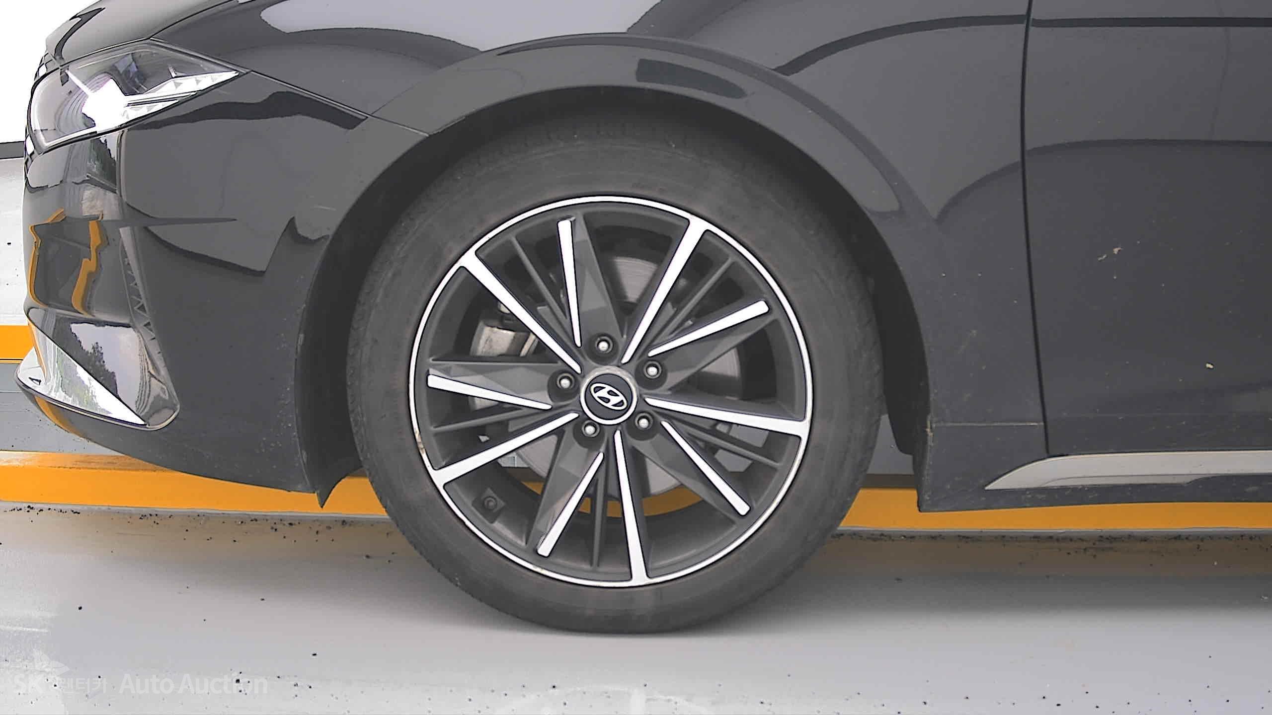 2022 - hyundai grandeur