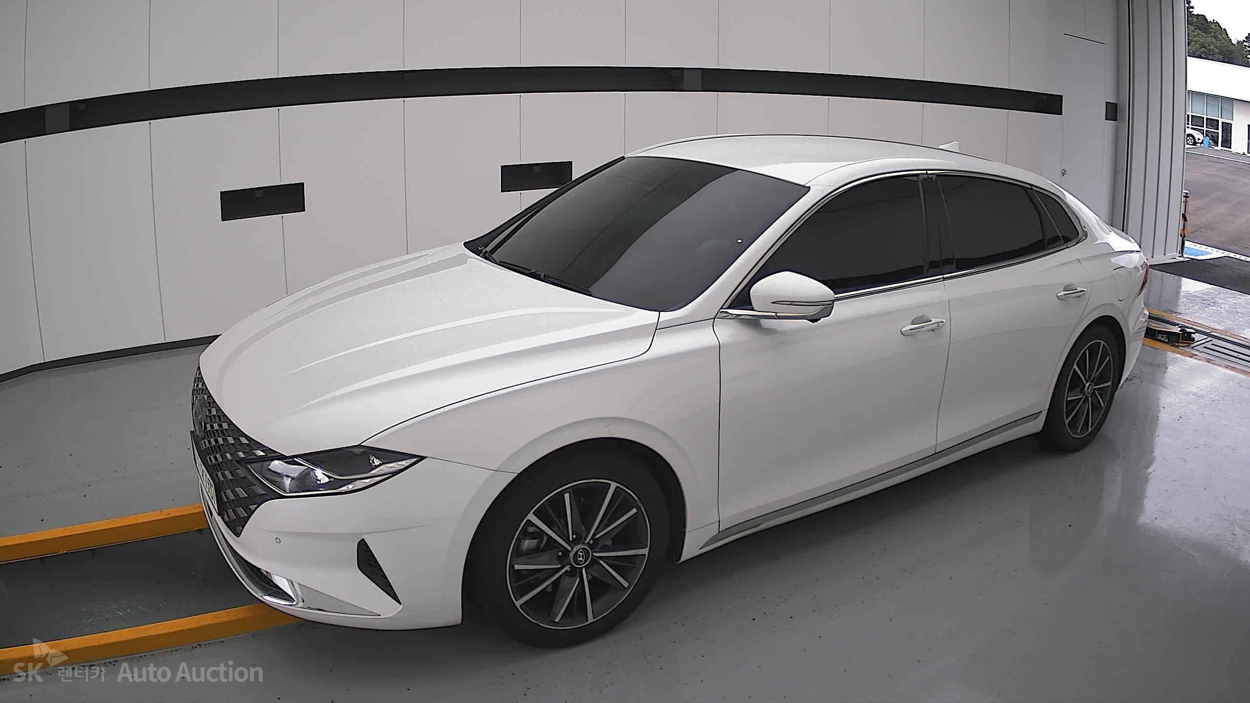 2022 - hyundai grandeur
