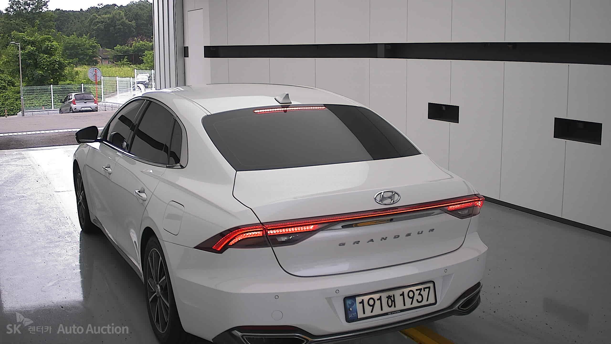 2022 - hyundai grandeur