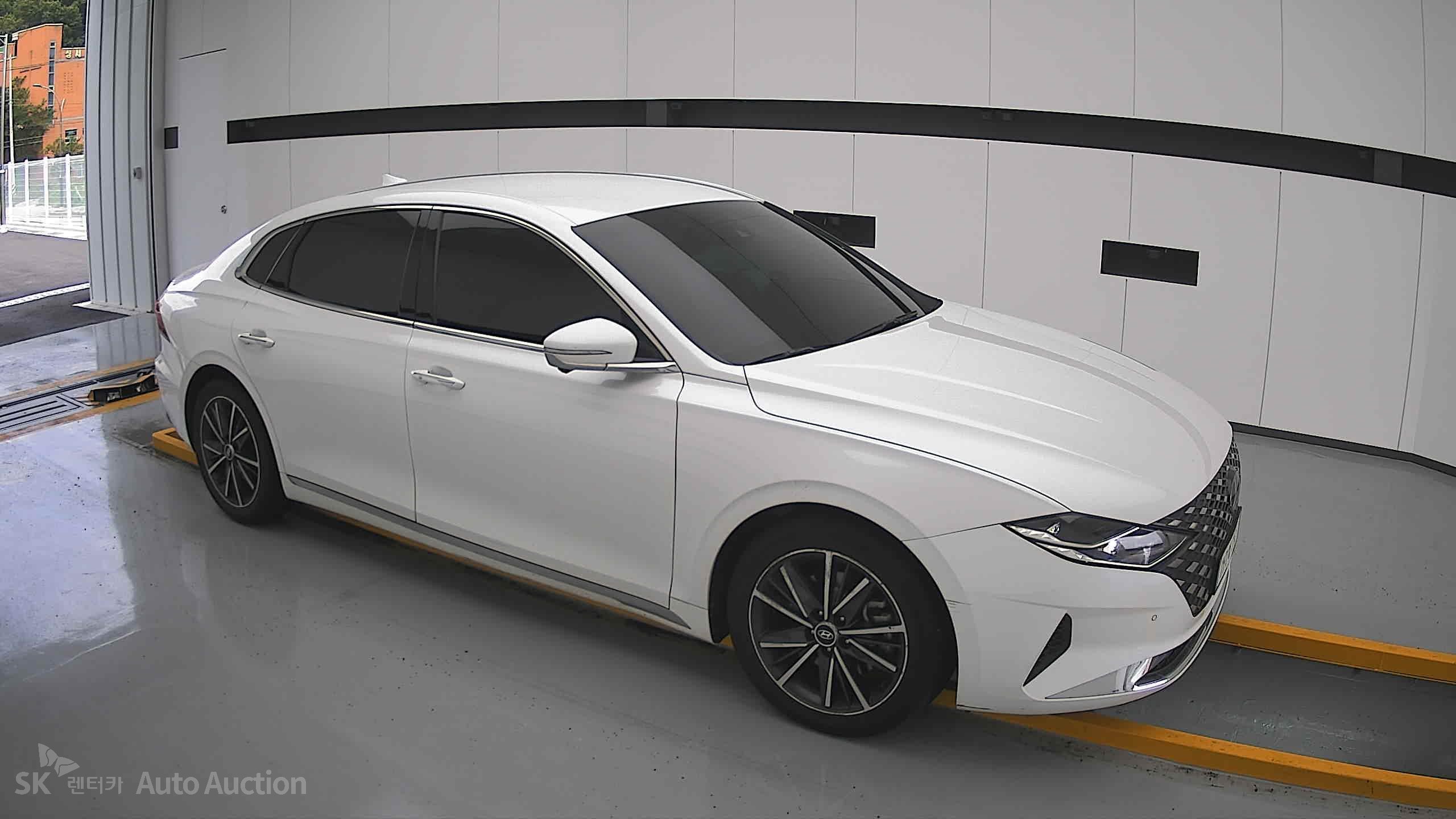 2022 - hyundai grandeur