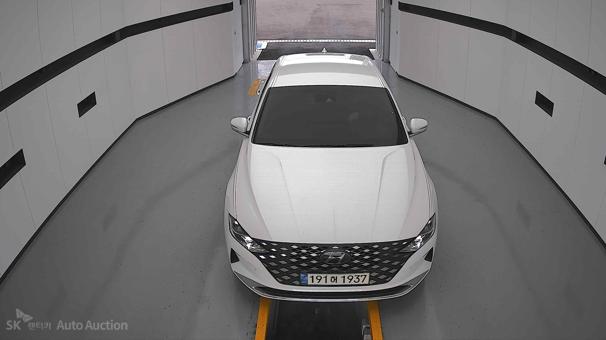 2022 - hyundai grandeur