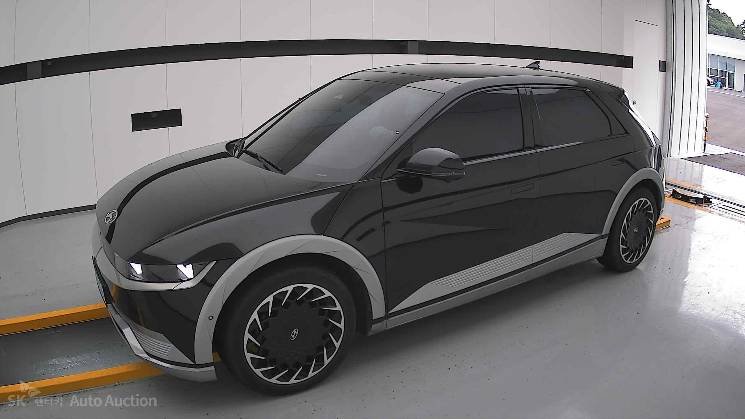 2022 - hyundai ioniq
