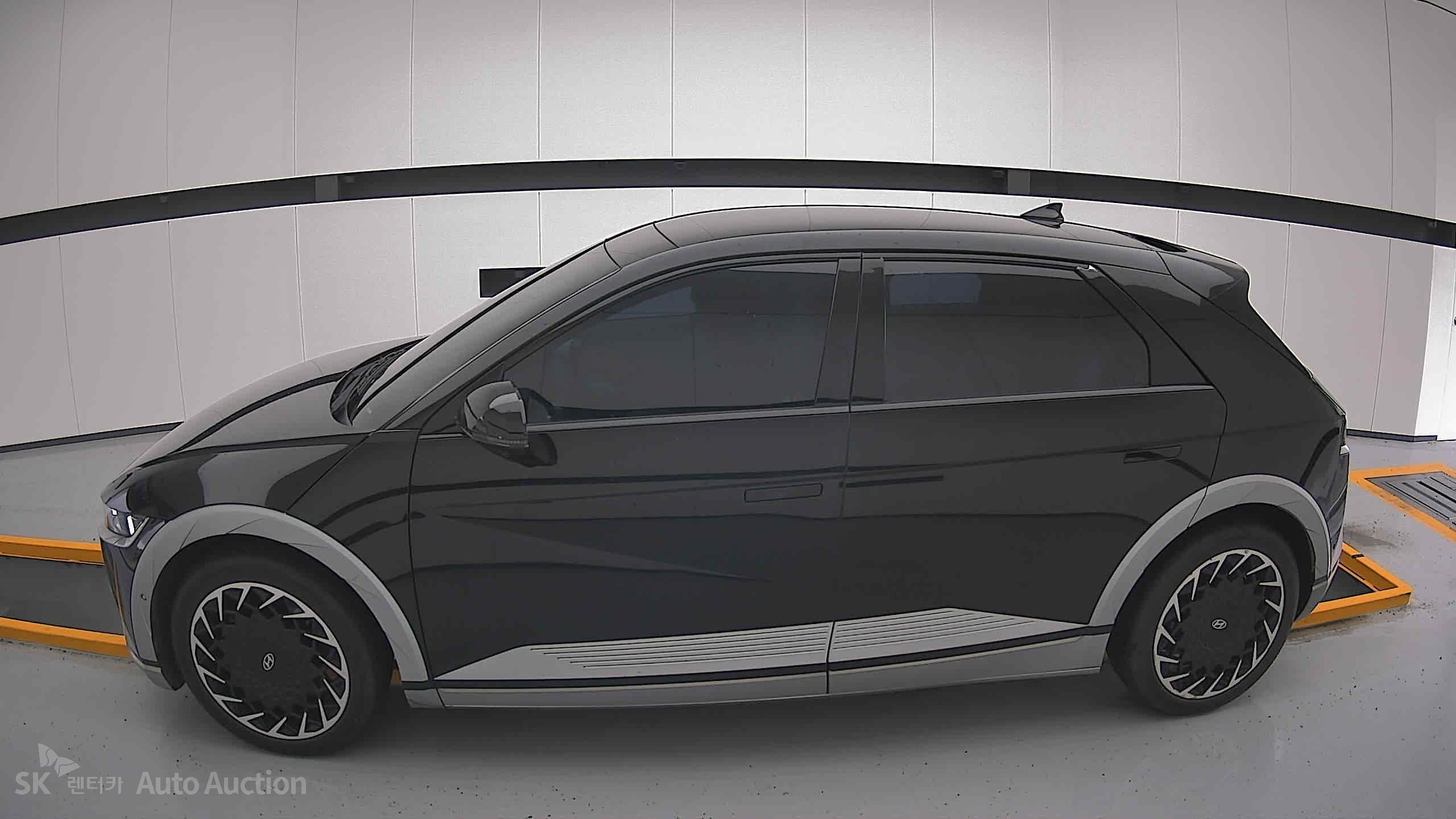 2022 - hyundai ioniq