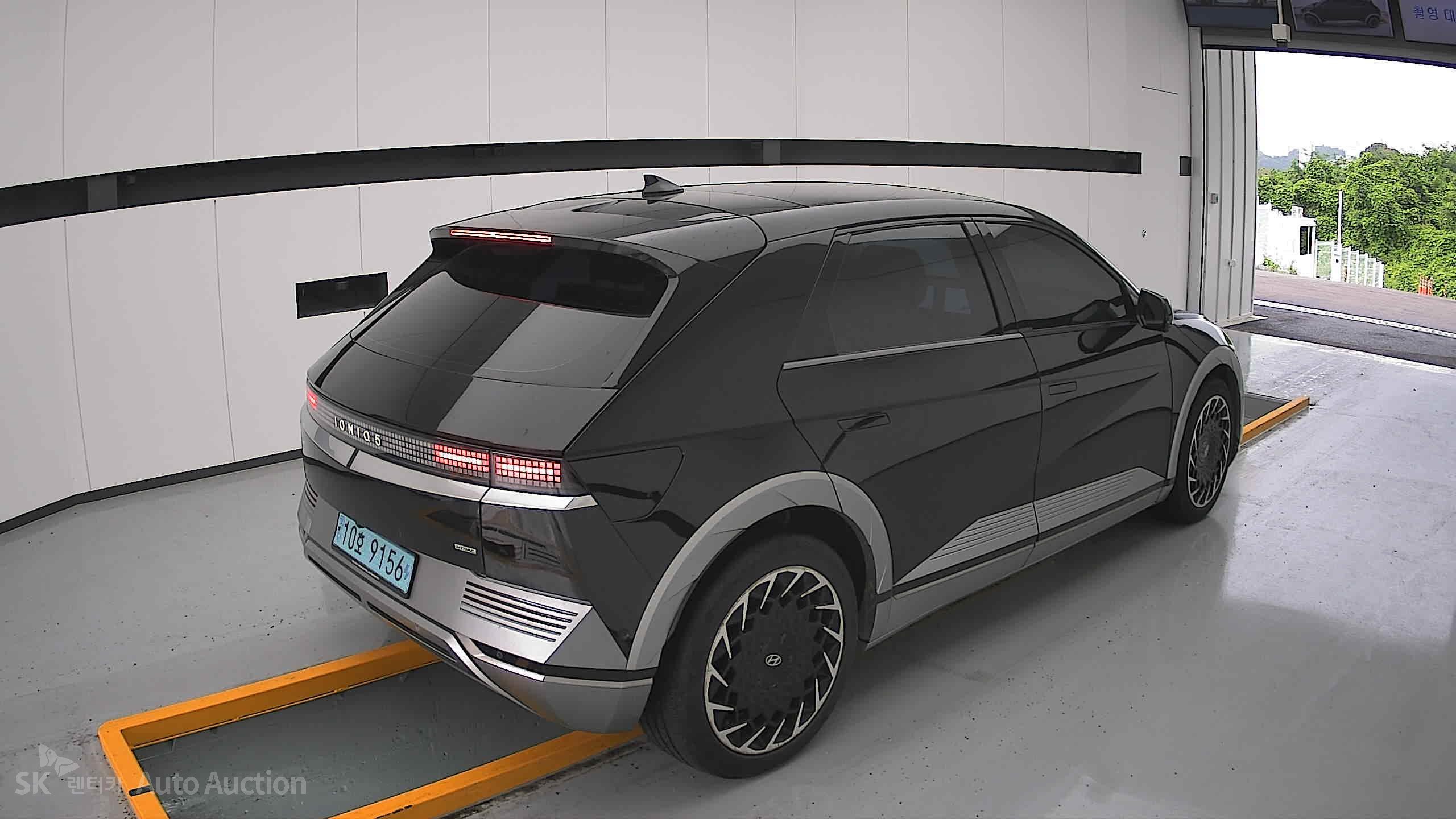 2022 - hyundai ioniq