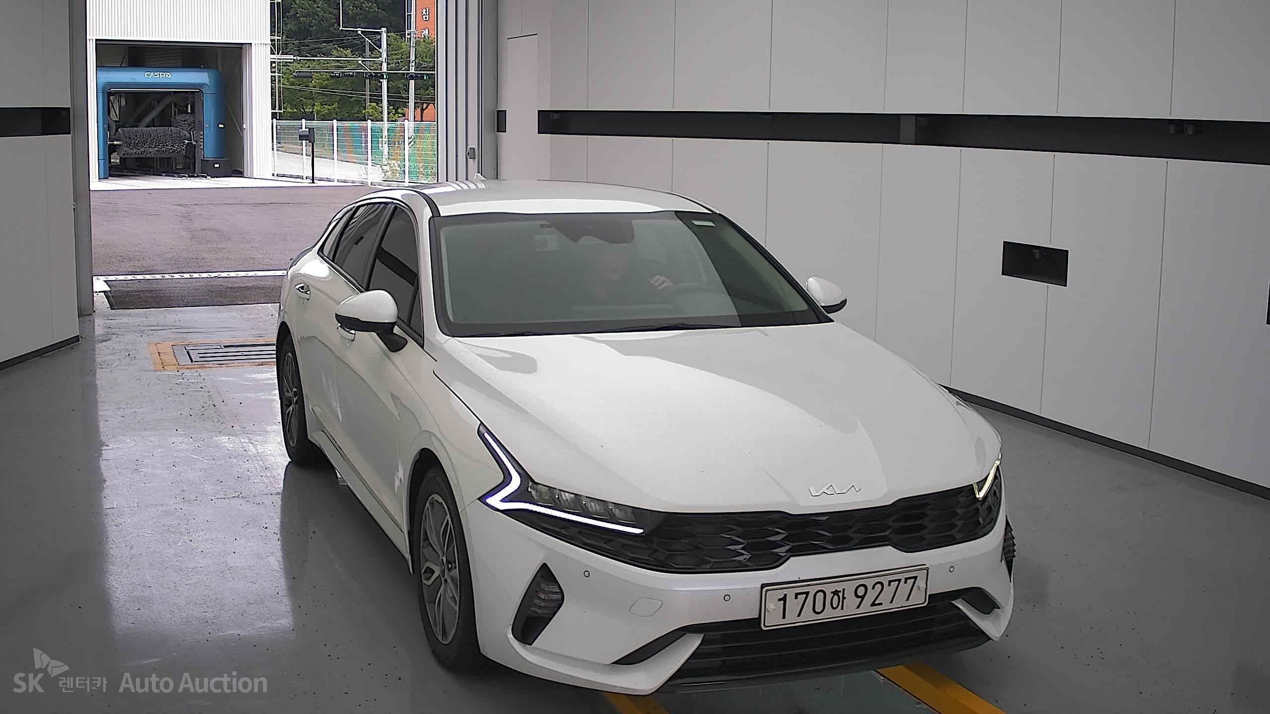 2022 - kia k5