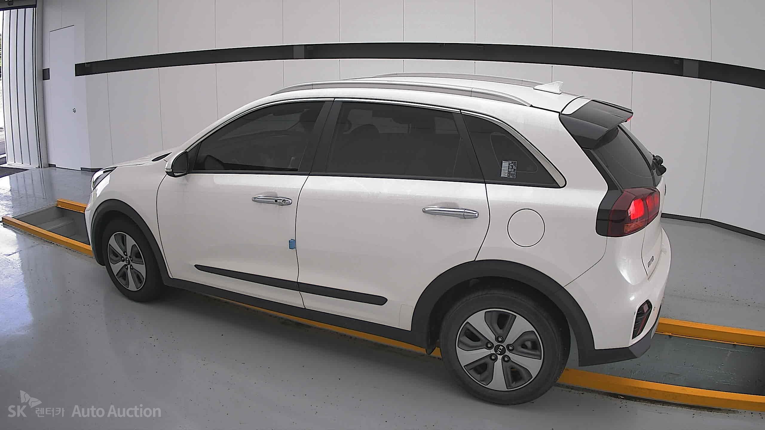 2021 - kia niro