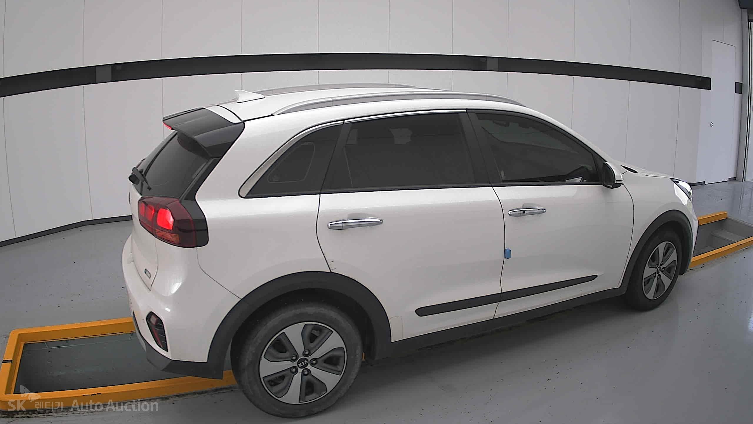 2021 - kia niro