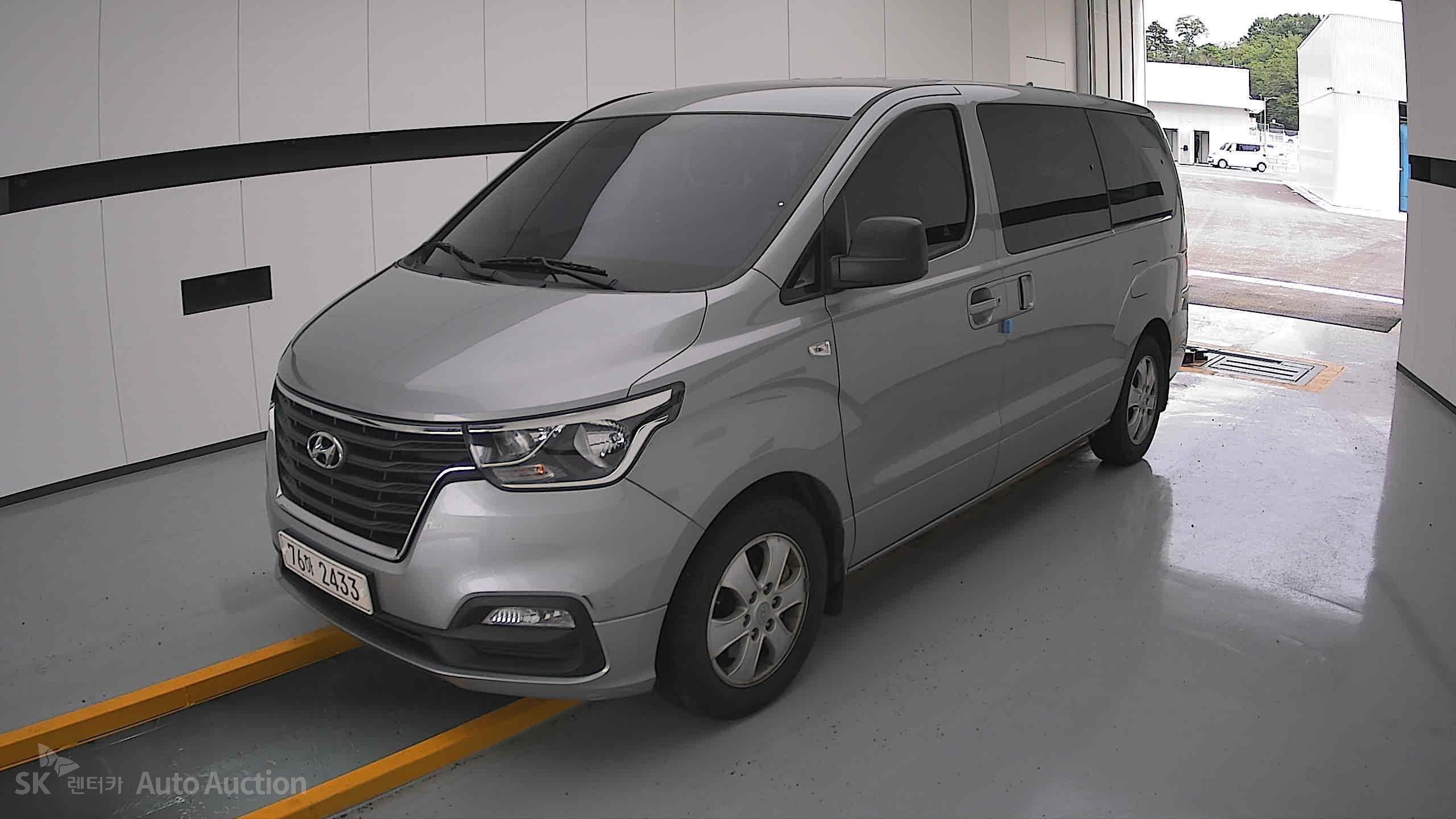 2021 - hyundai grand starex