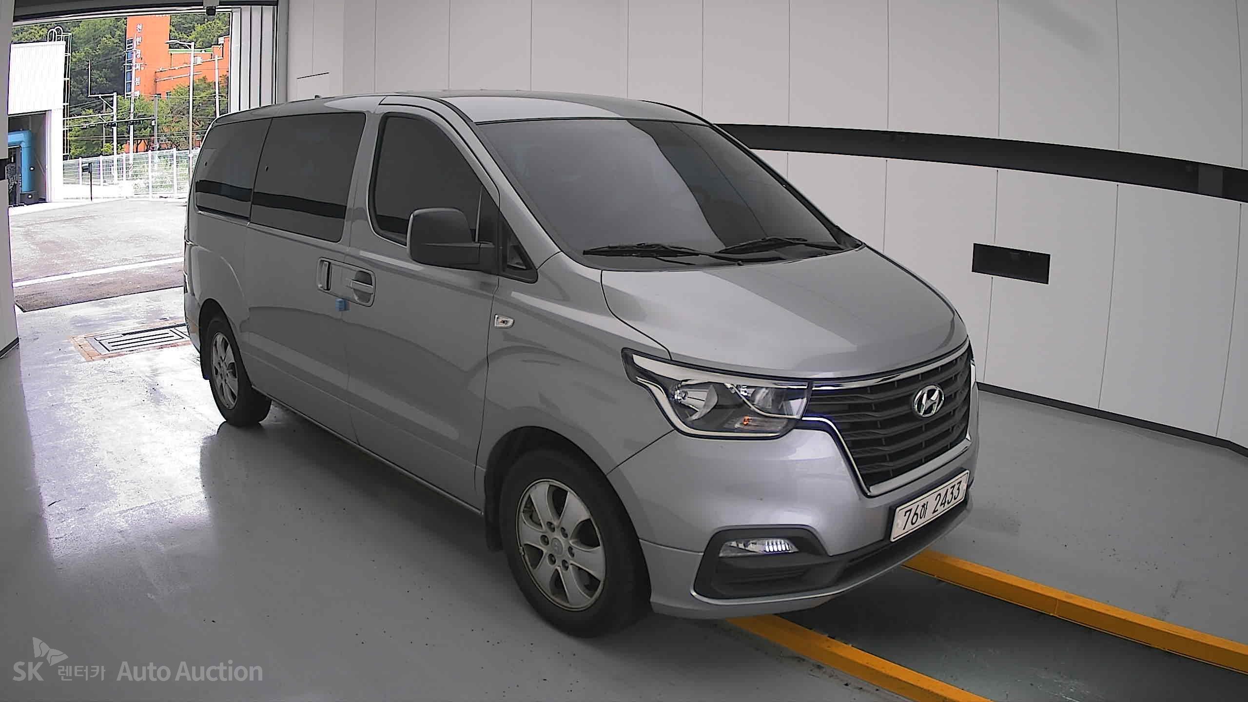 2021 - hyundai grand starex