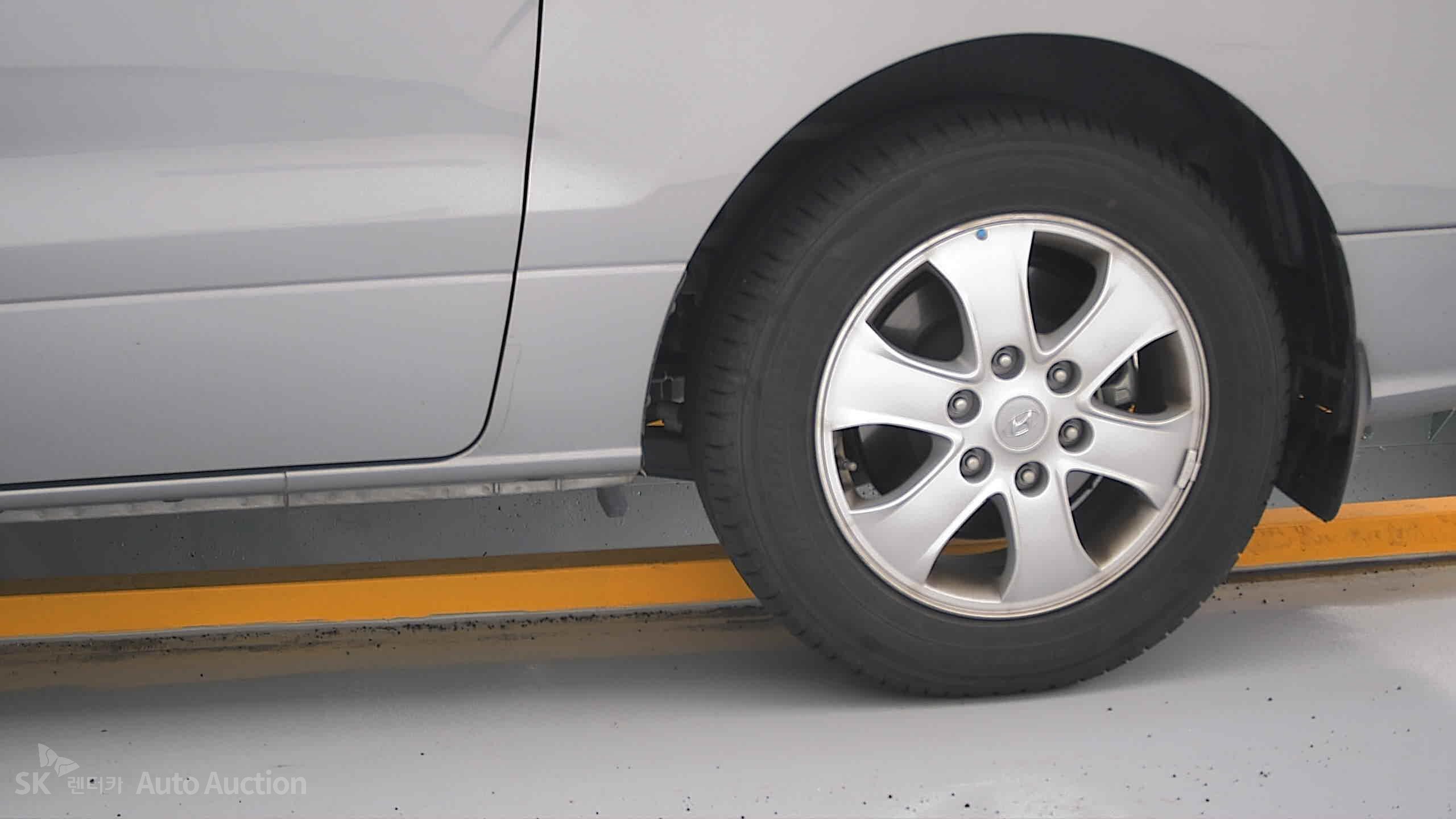 2021 - hyundai grand starex