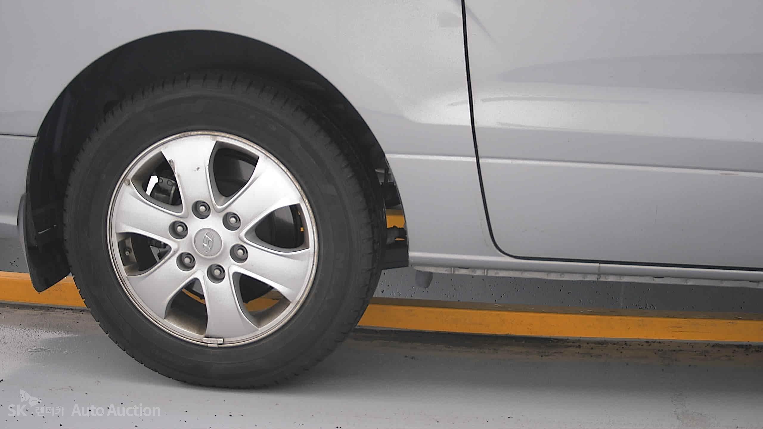 2021 - hyundai grand starex