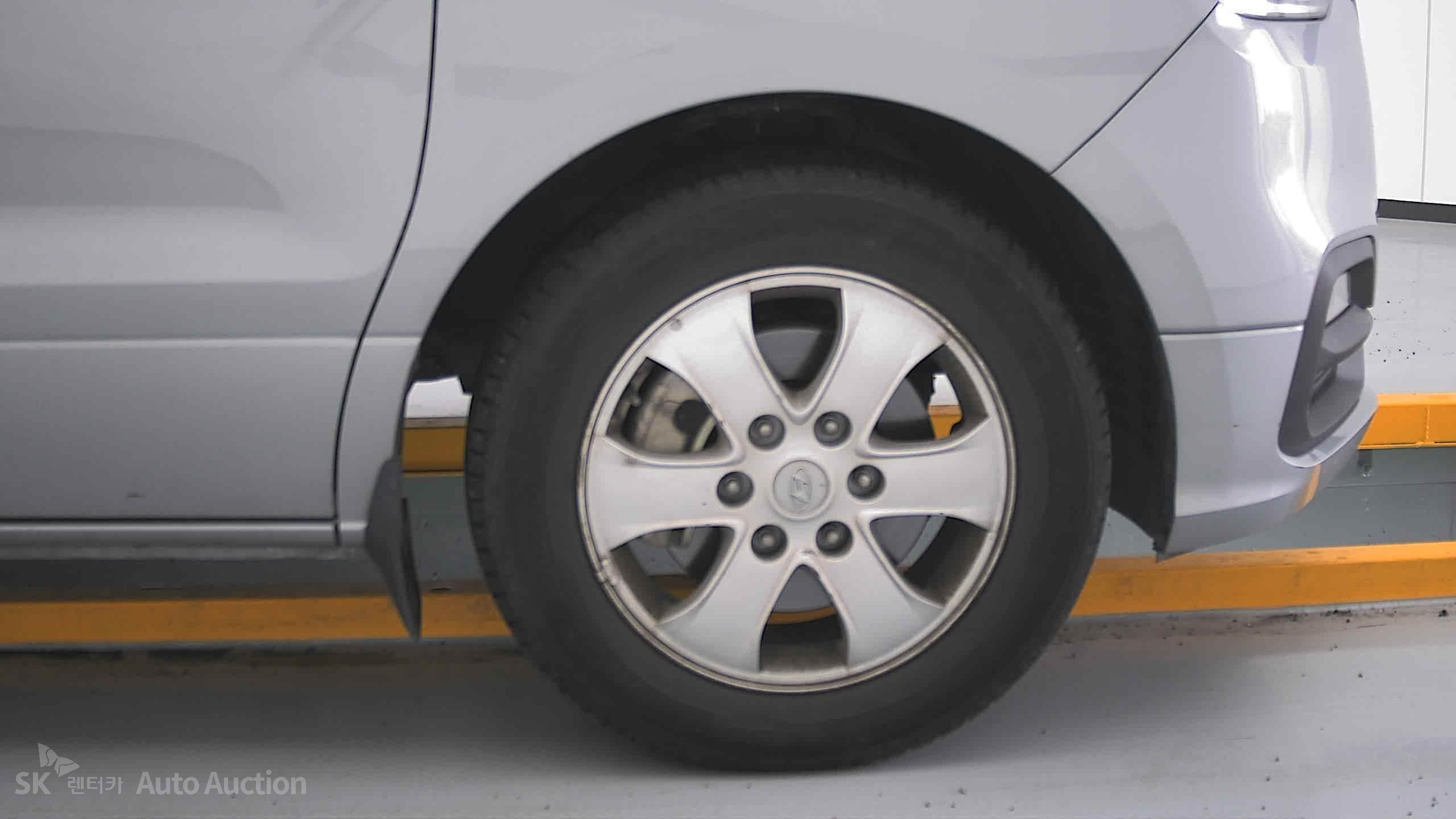2021 - hyundai grand starex