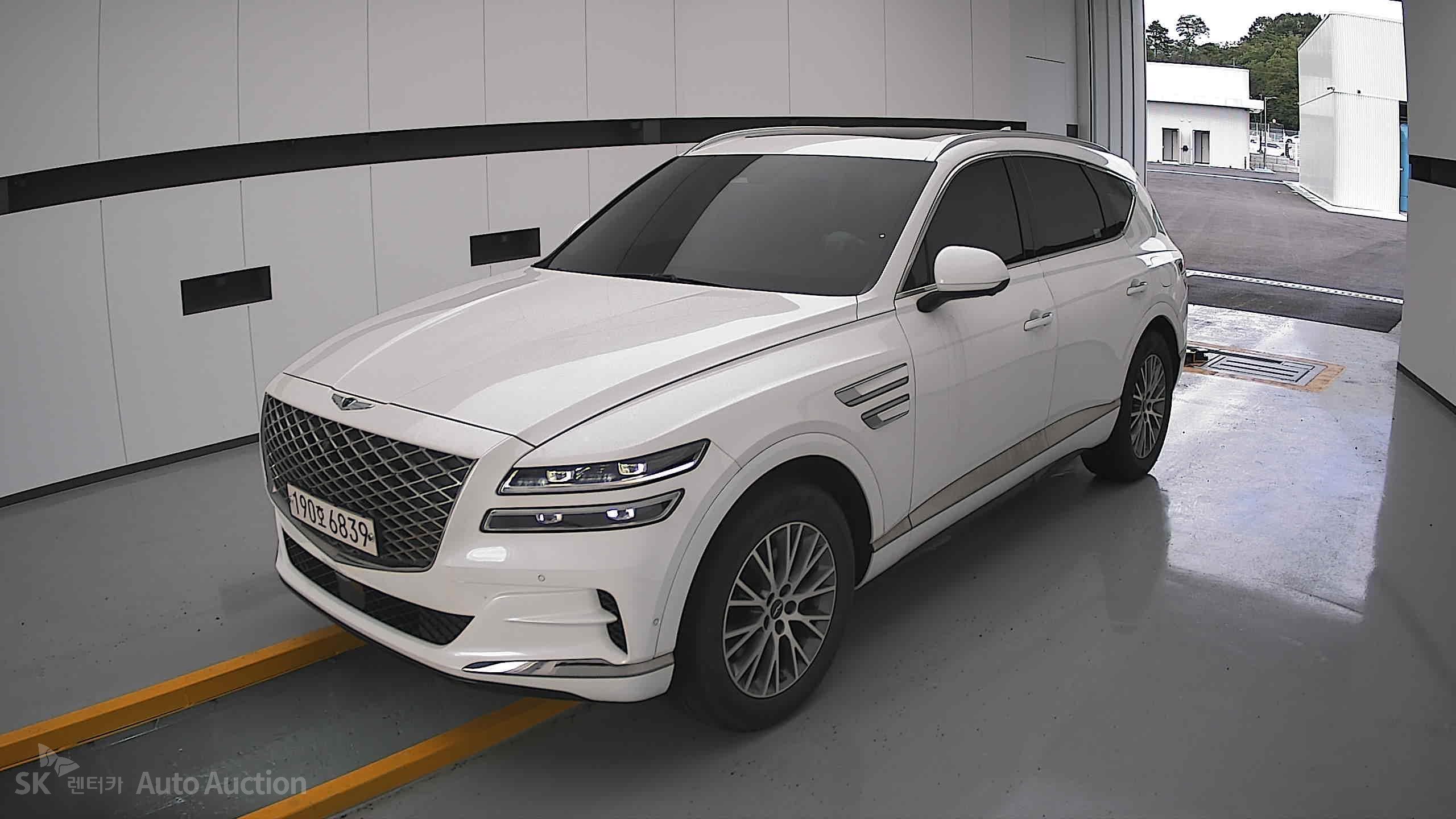 2022 - genesis gv80