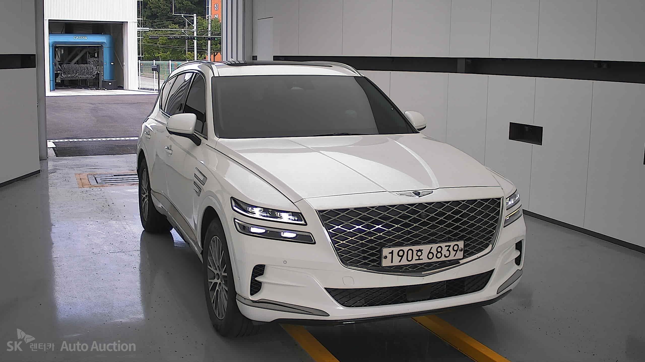 2022 - genesis gv80