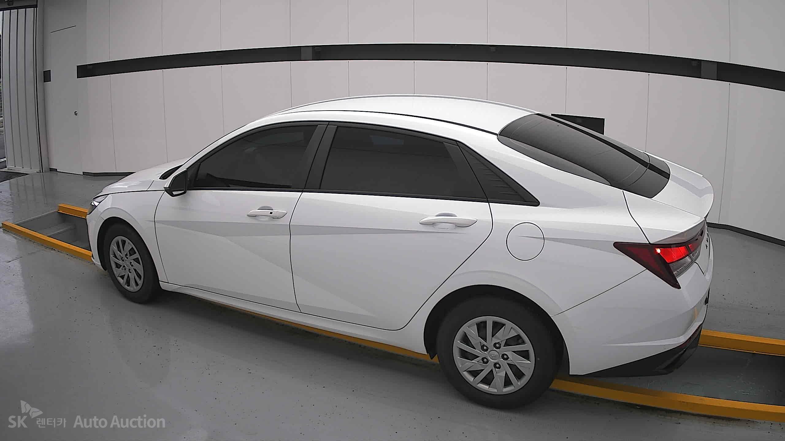 2022 - hyundai avante