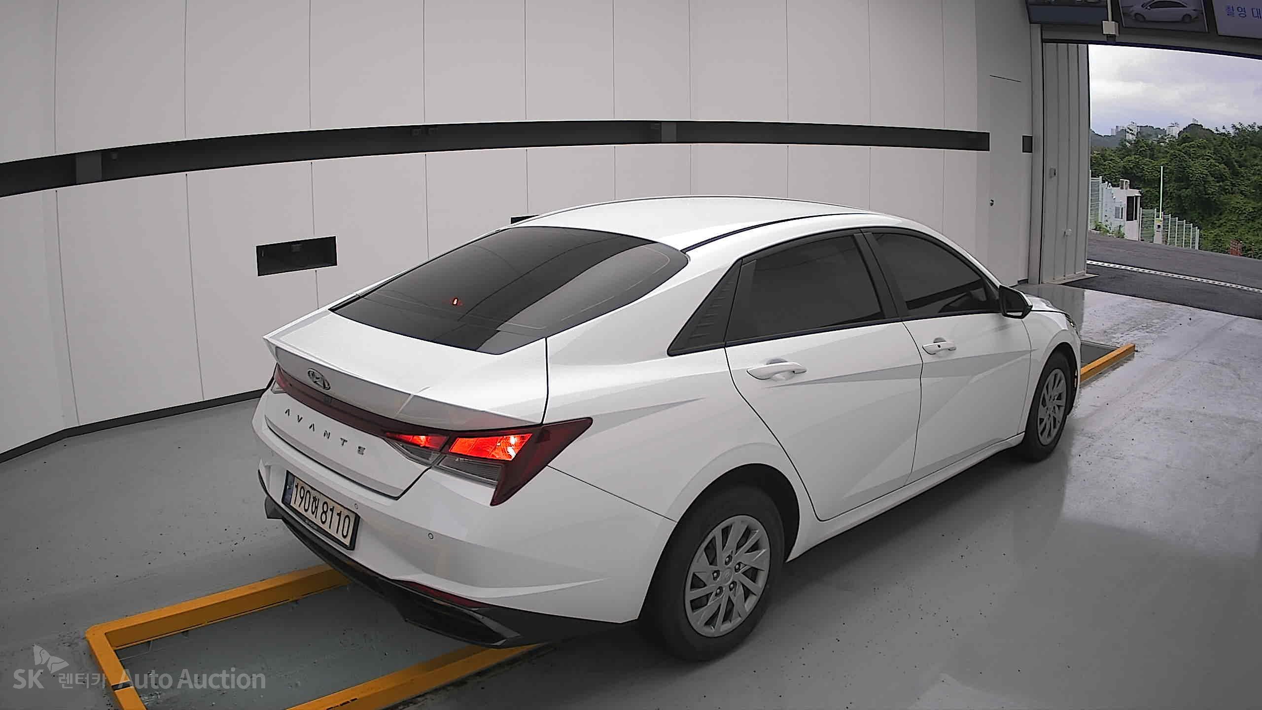 2022 - hyundai avante