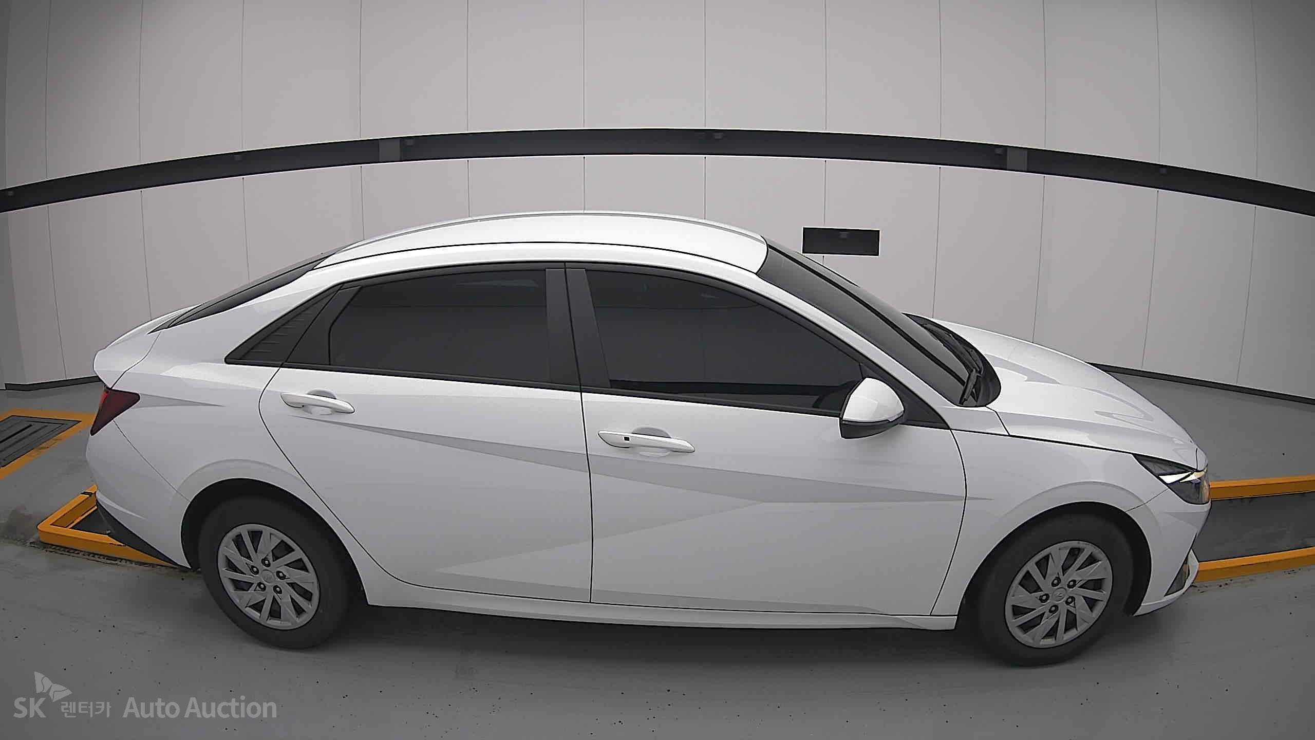 2022 - hyundai avante