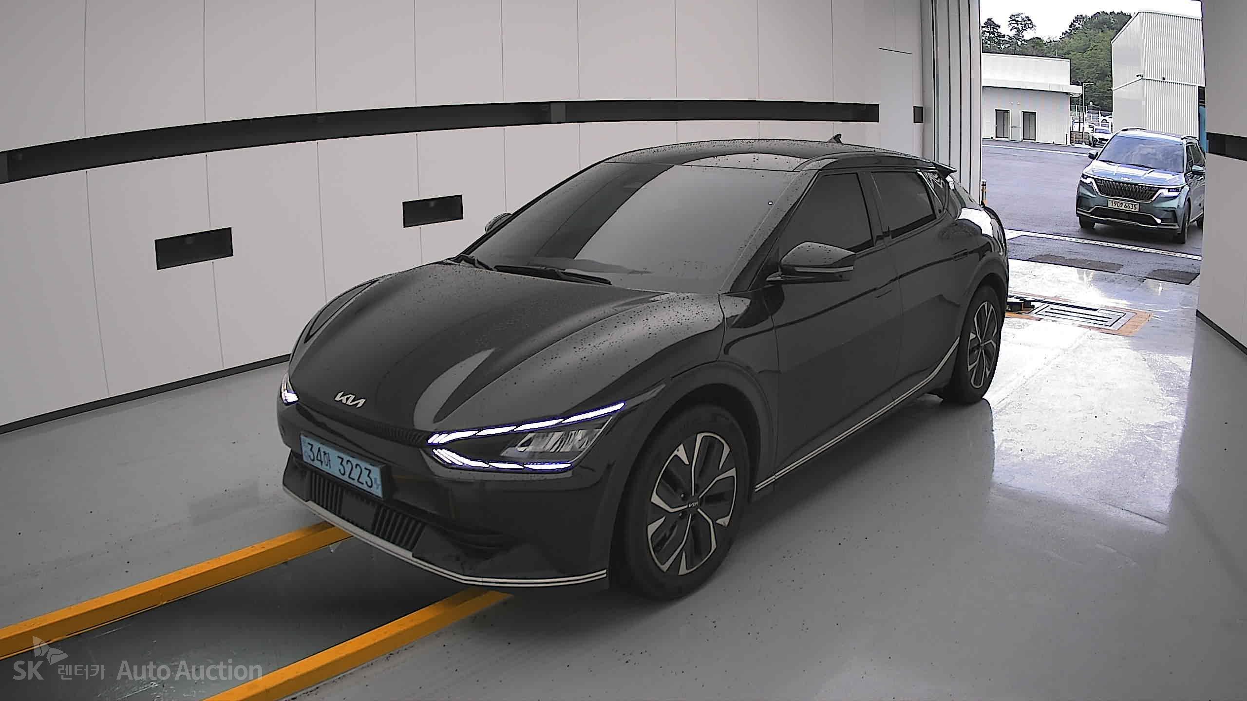 2022 - kia ev6