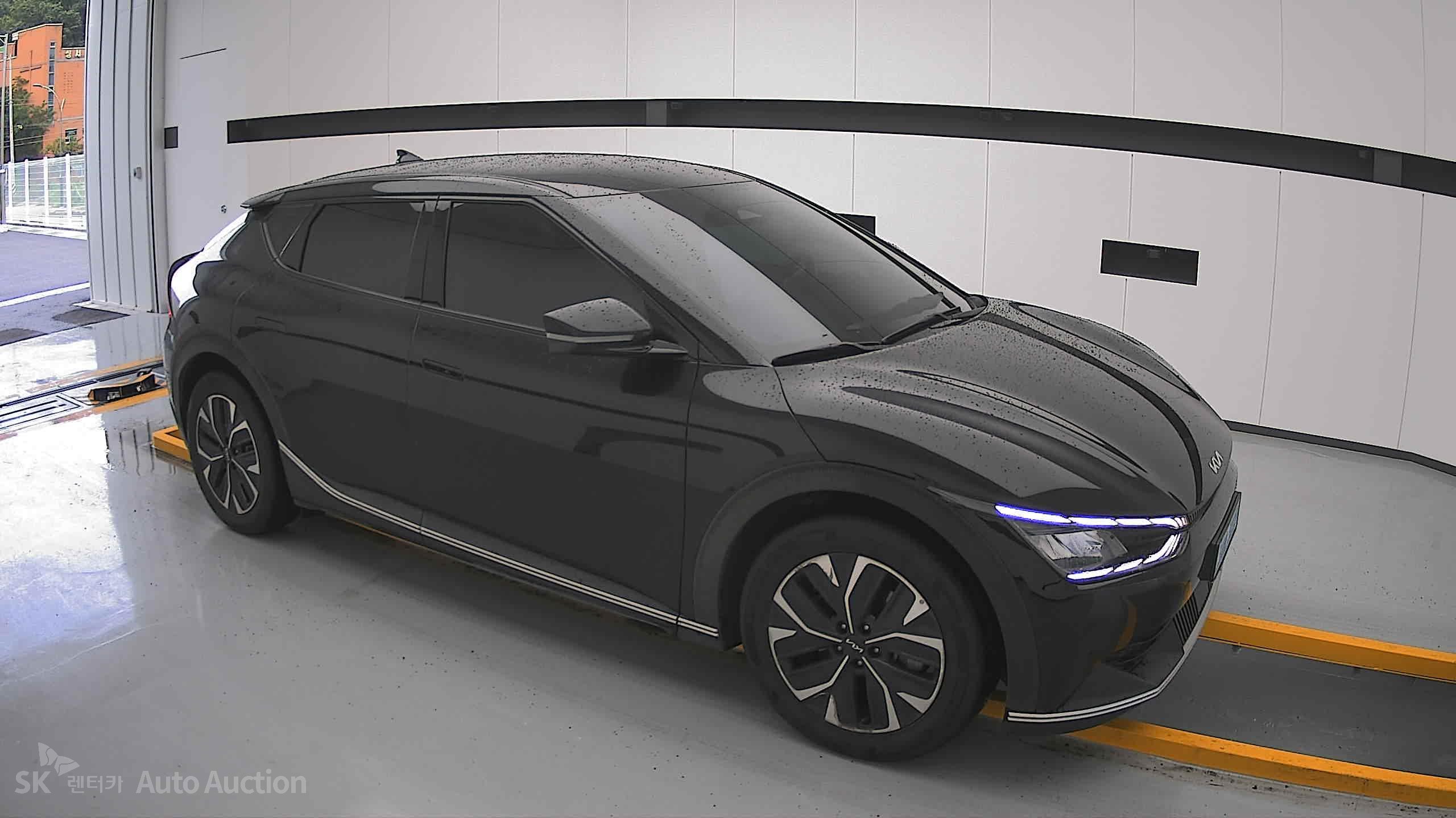2022 - kia ev6