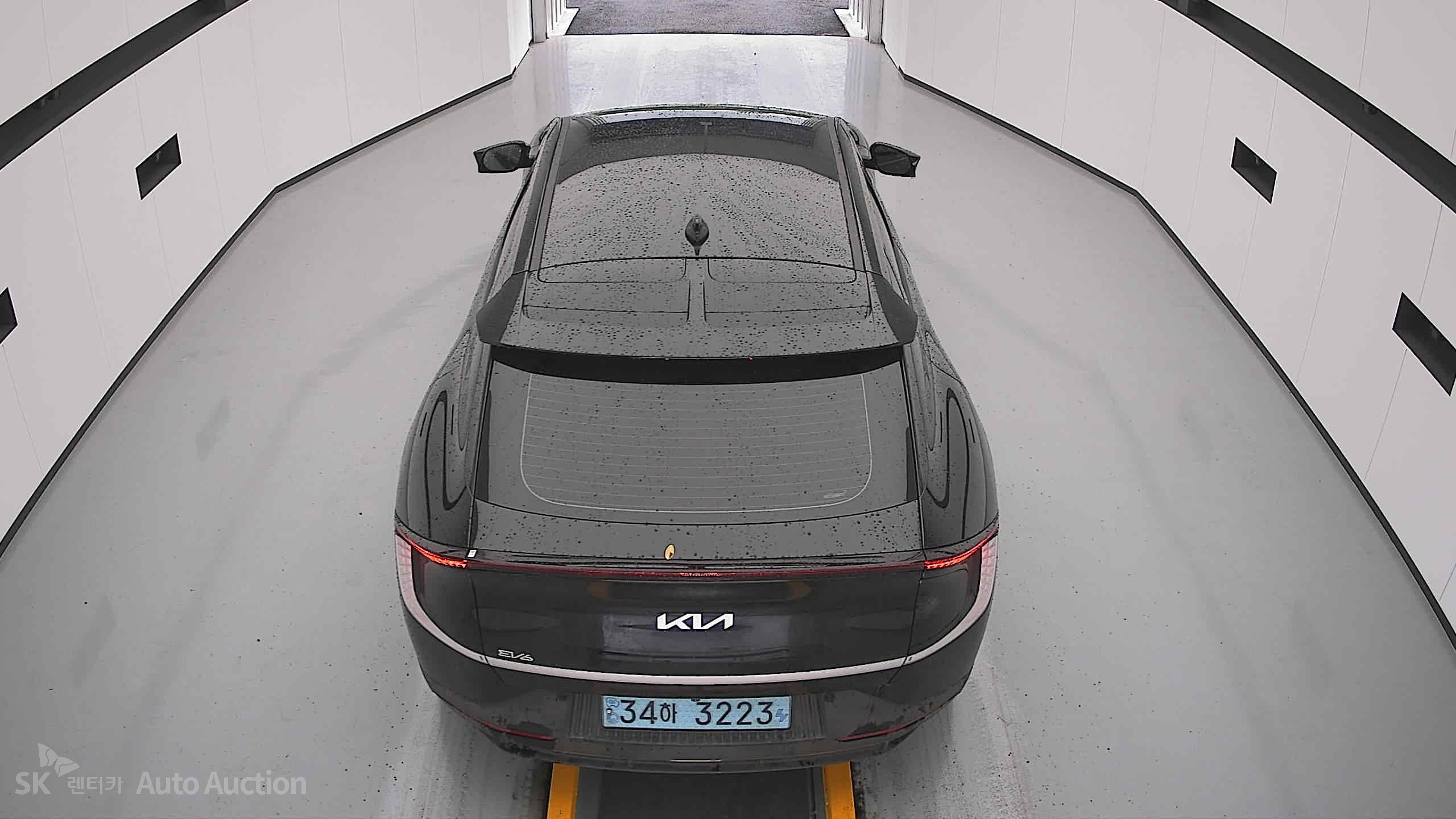 2022 - kia ev6
