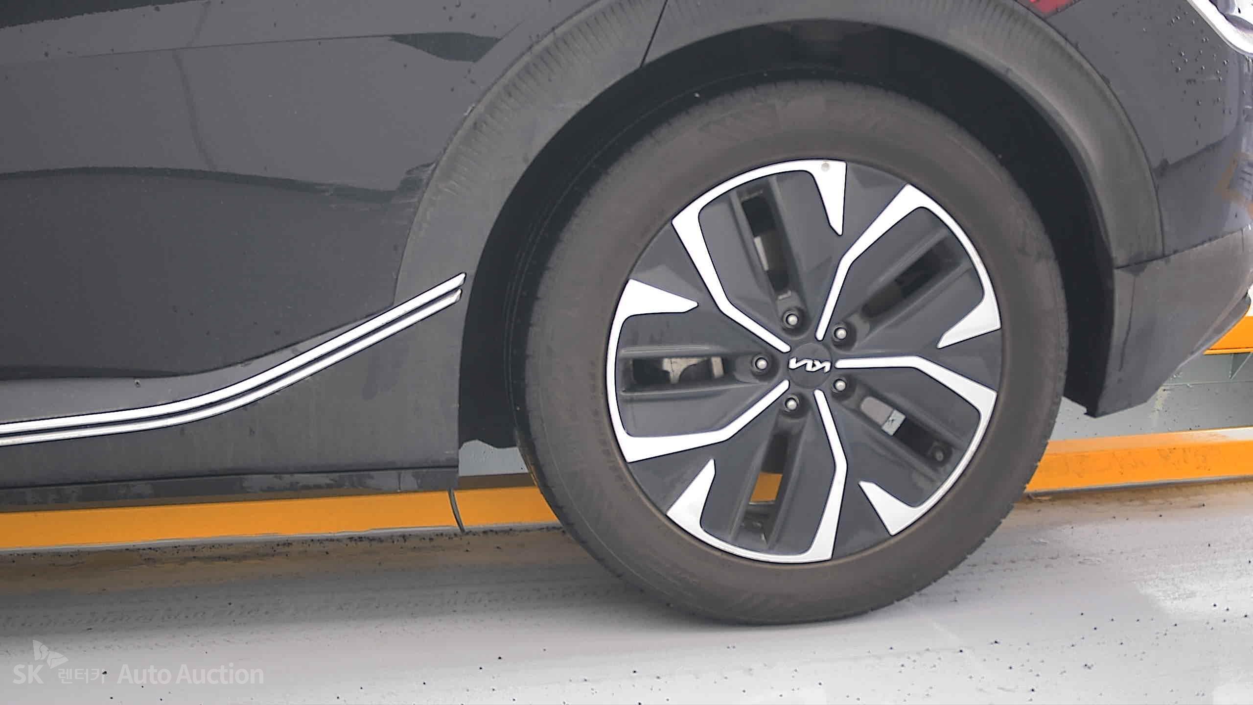 2022 - kia ev6