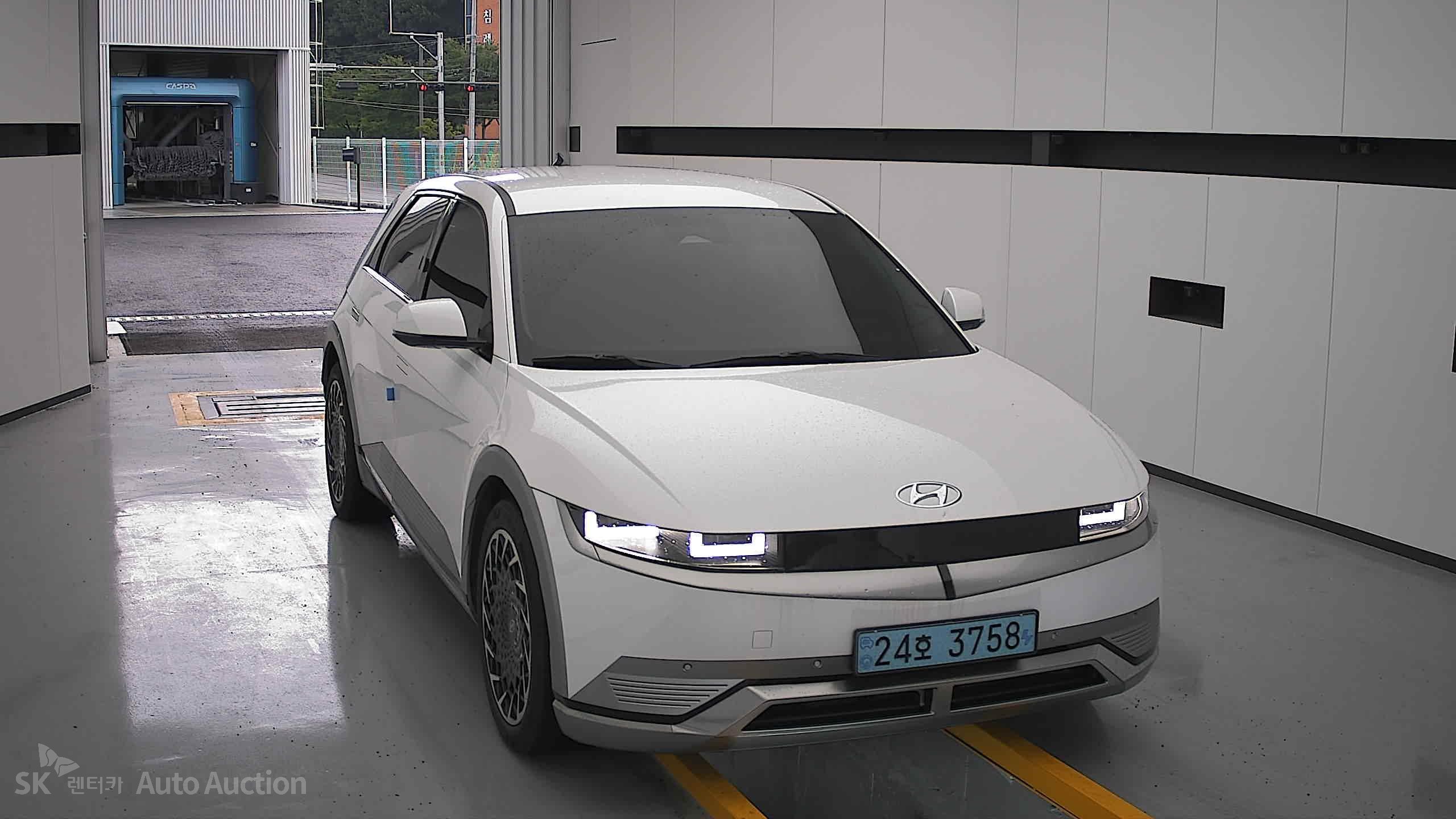 2023 - hyundai ioniq